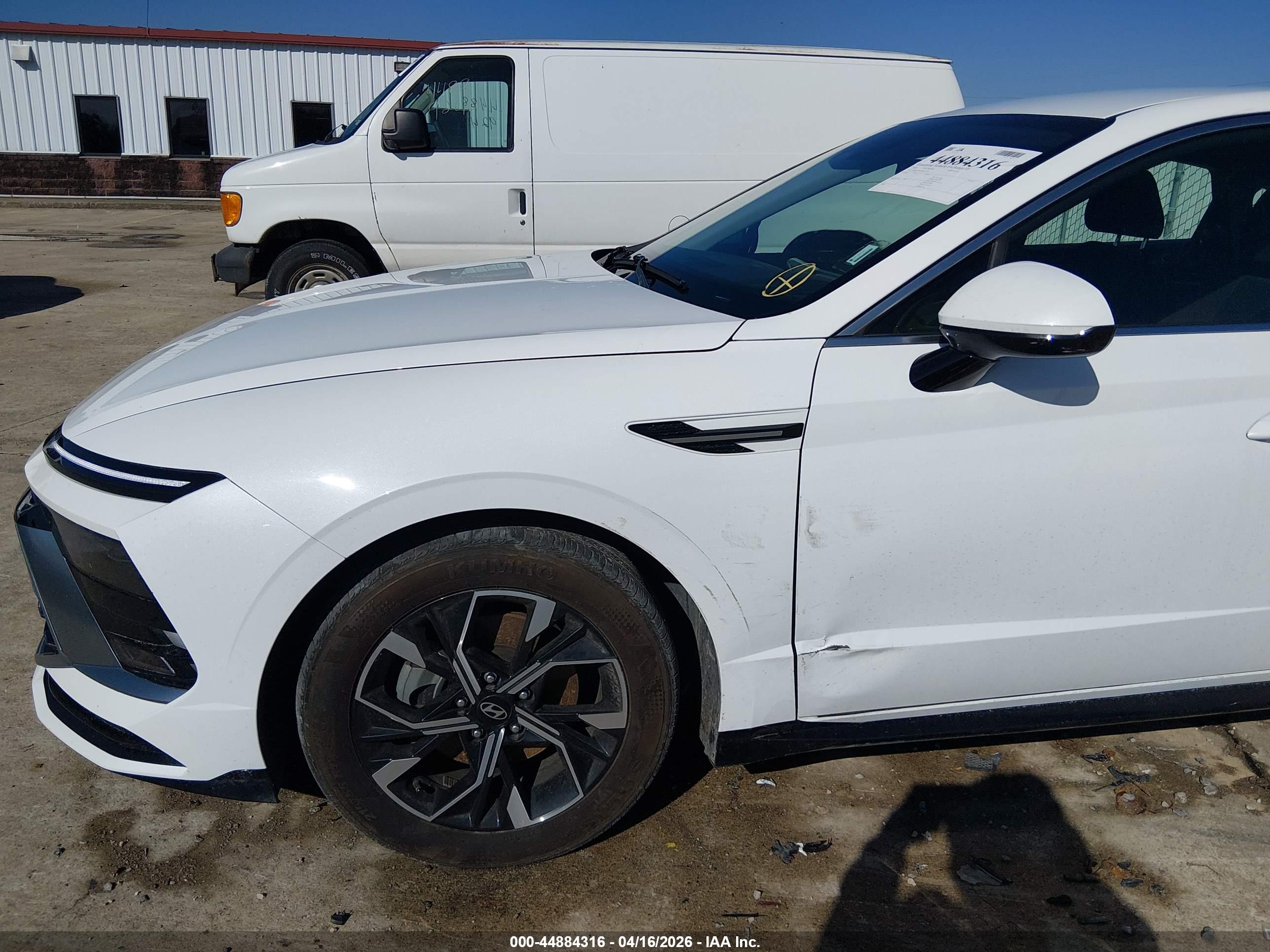 HYUNDAI SONATA image 6