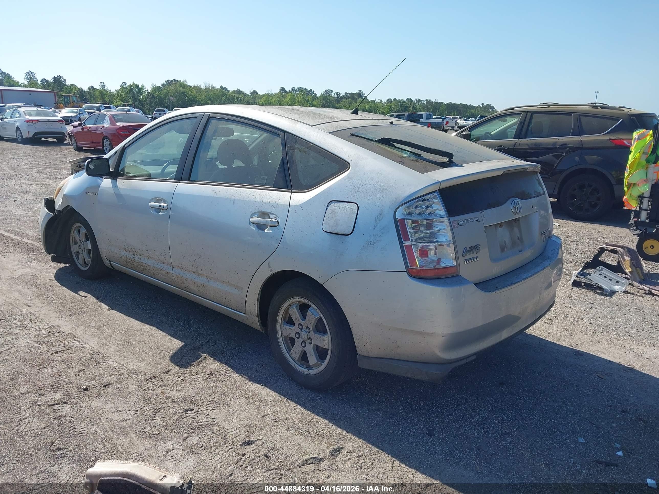TOYOTA PRIUS image 3