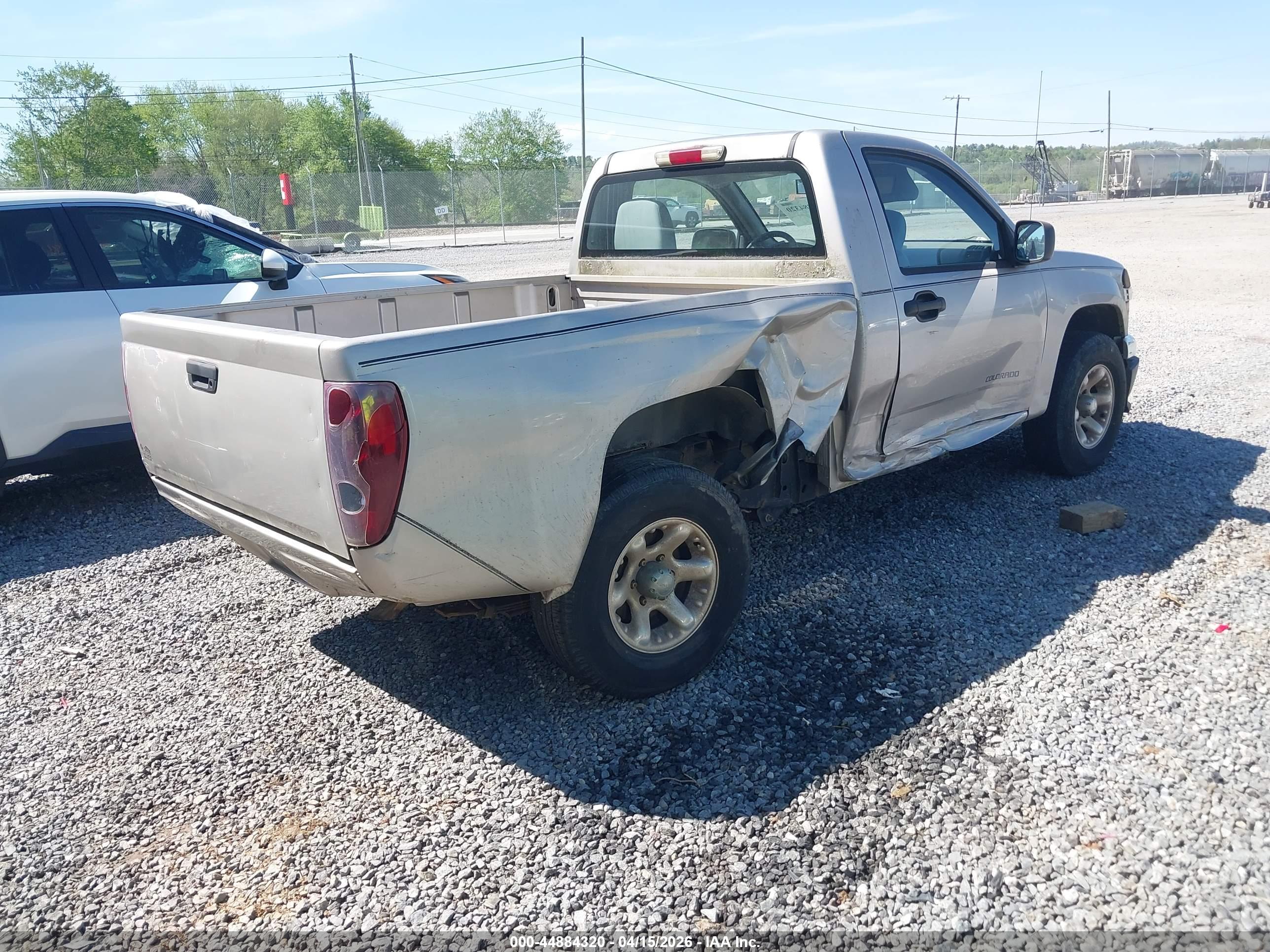 CHEVROLET COLORADO image 4