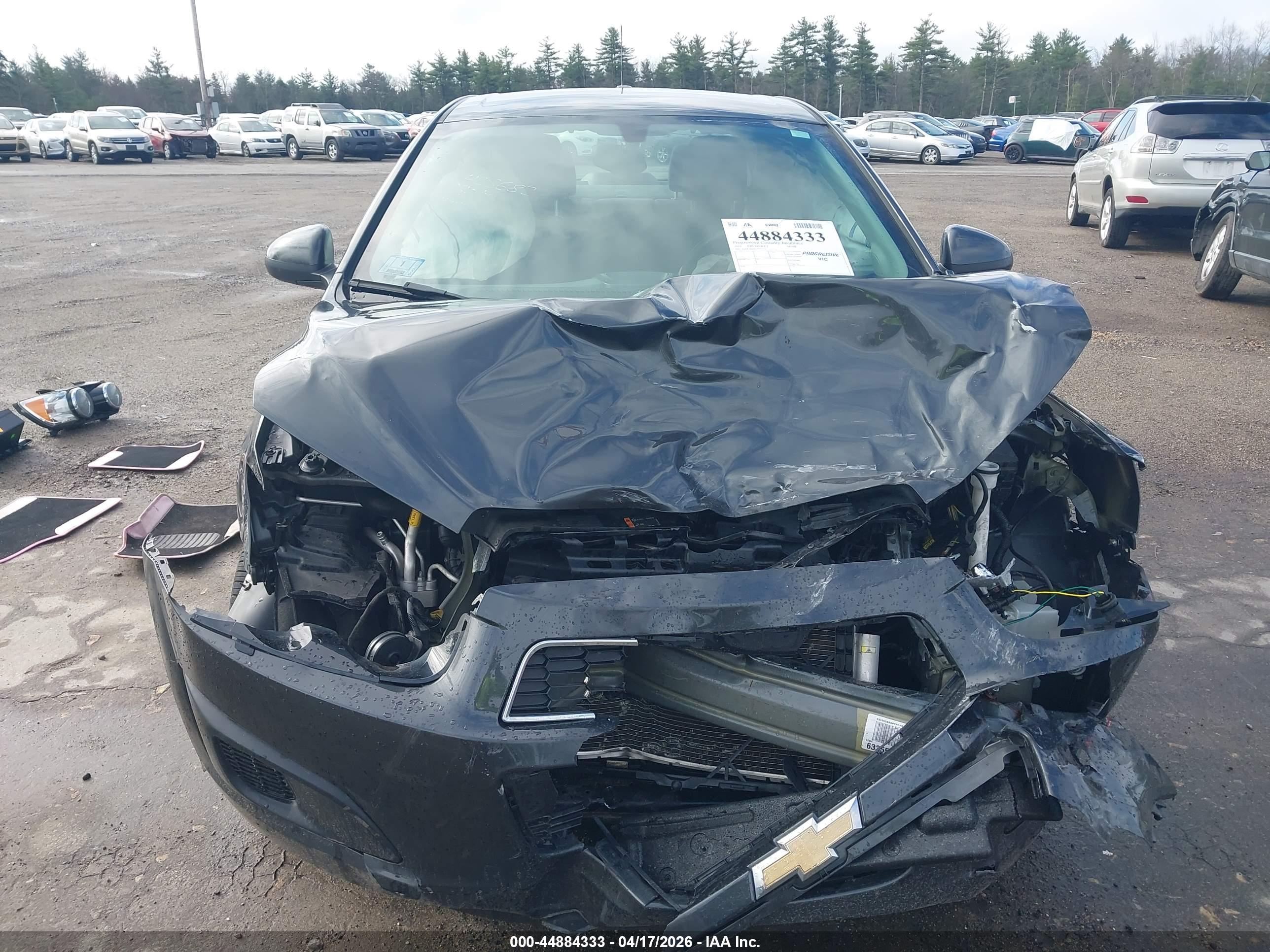 CHEVROLET SONIC image 6