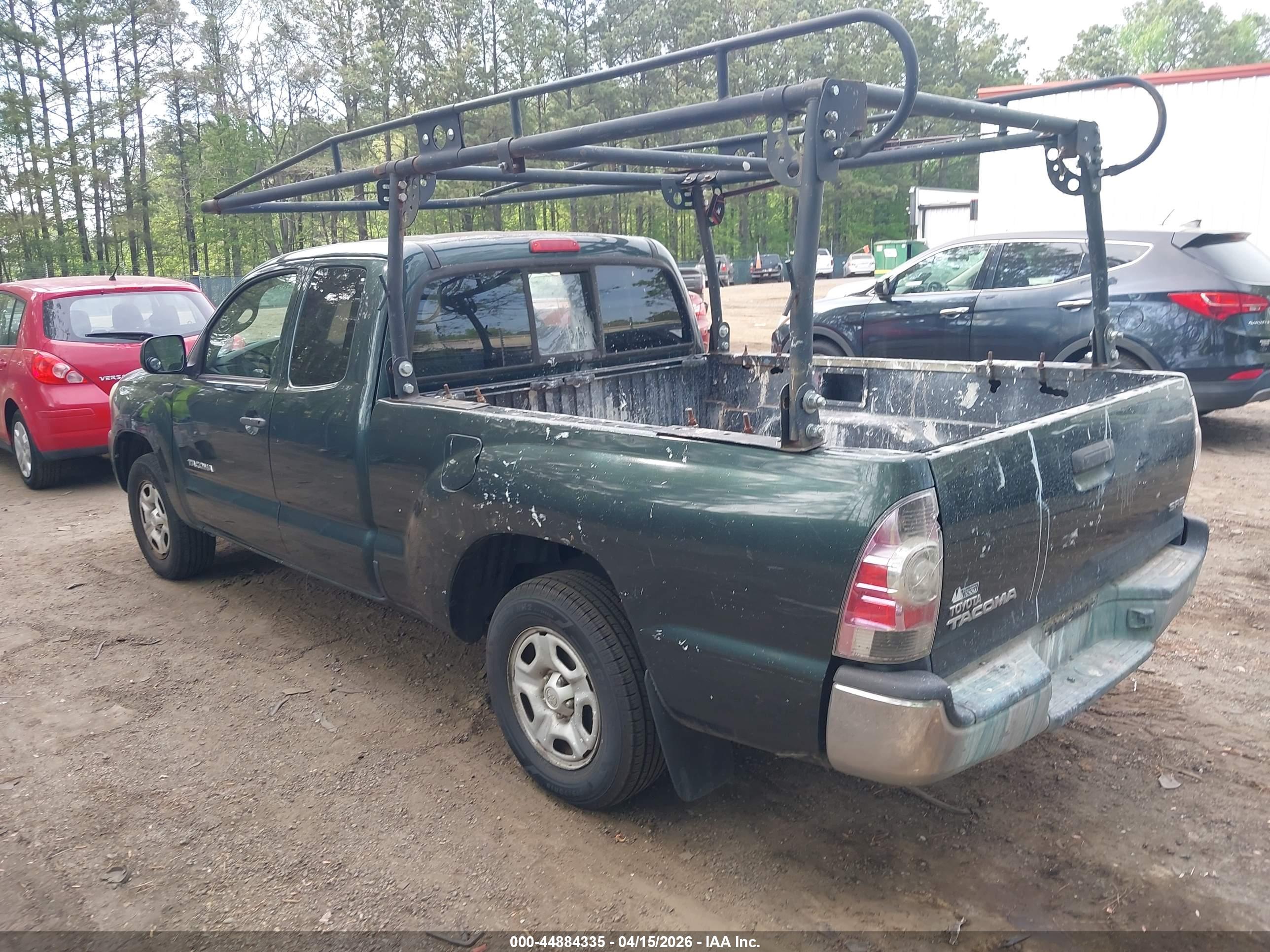 TOYOTA TACOMA image 3