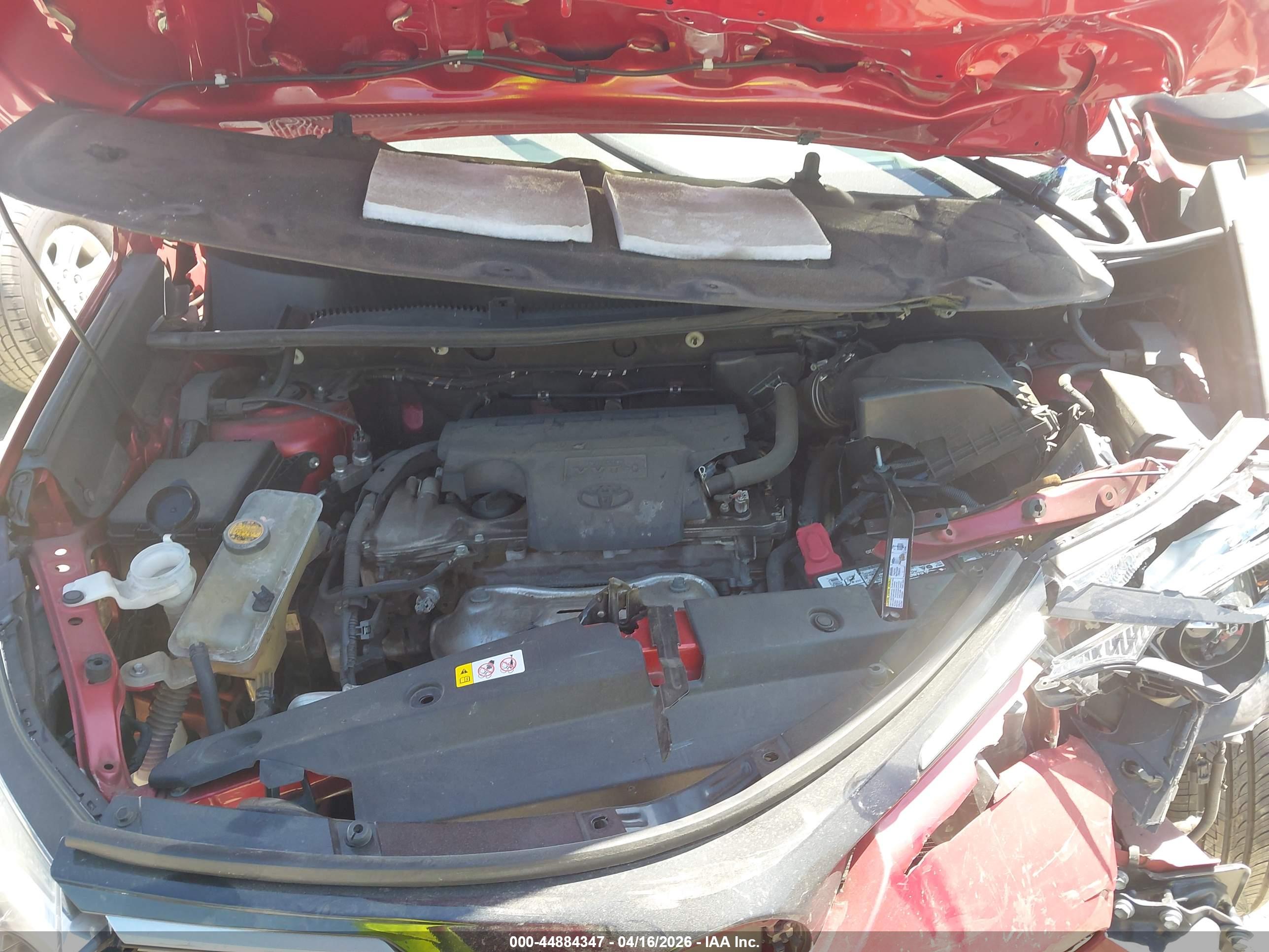 TOYOTA RAV4 image 10