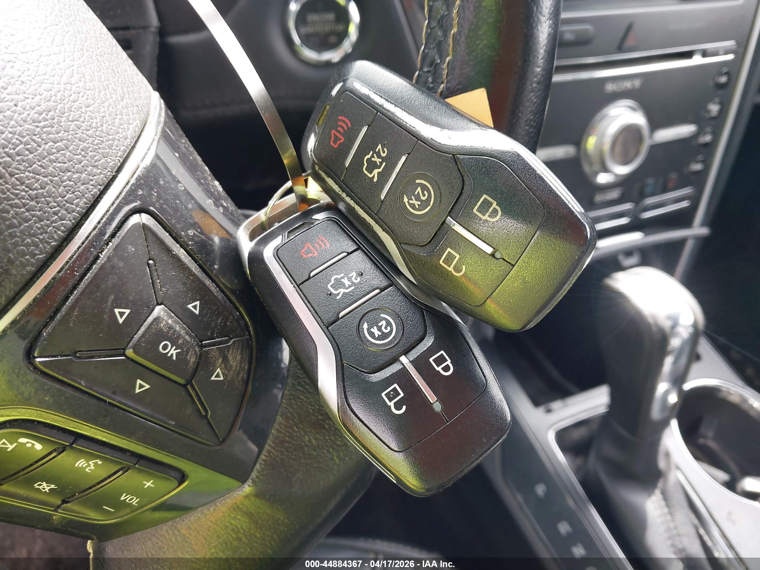 FORD EXPLORER image 11