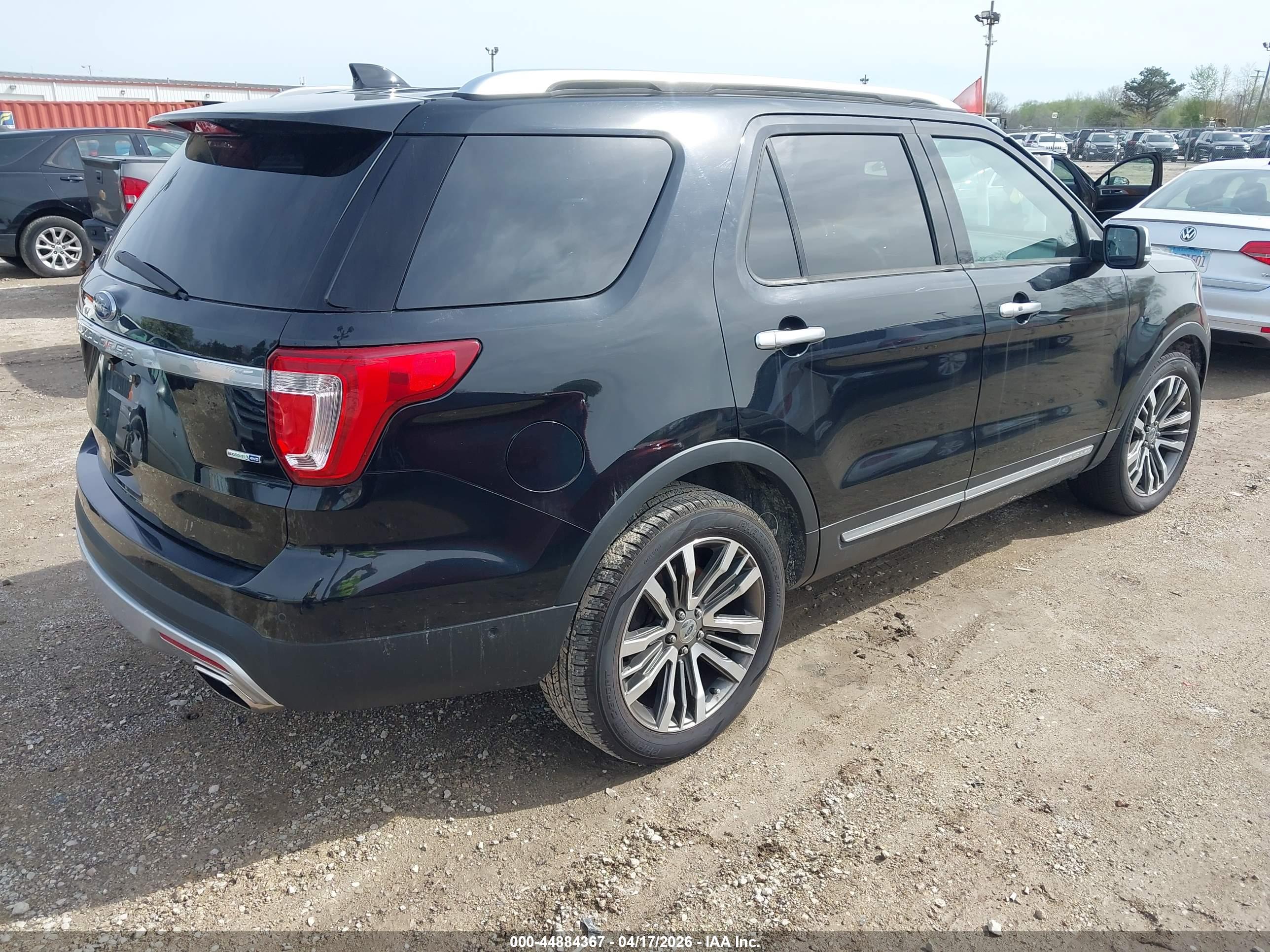 FORD EXPLORER image 4