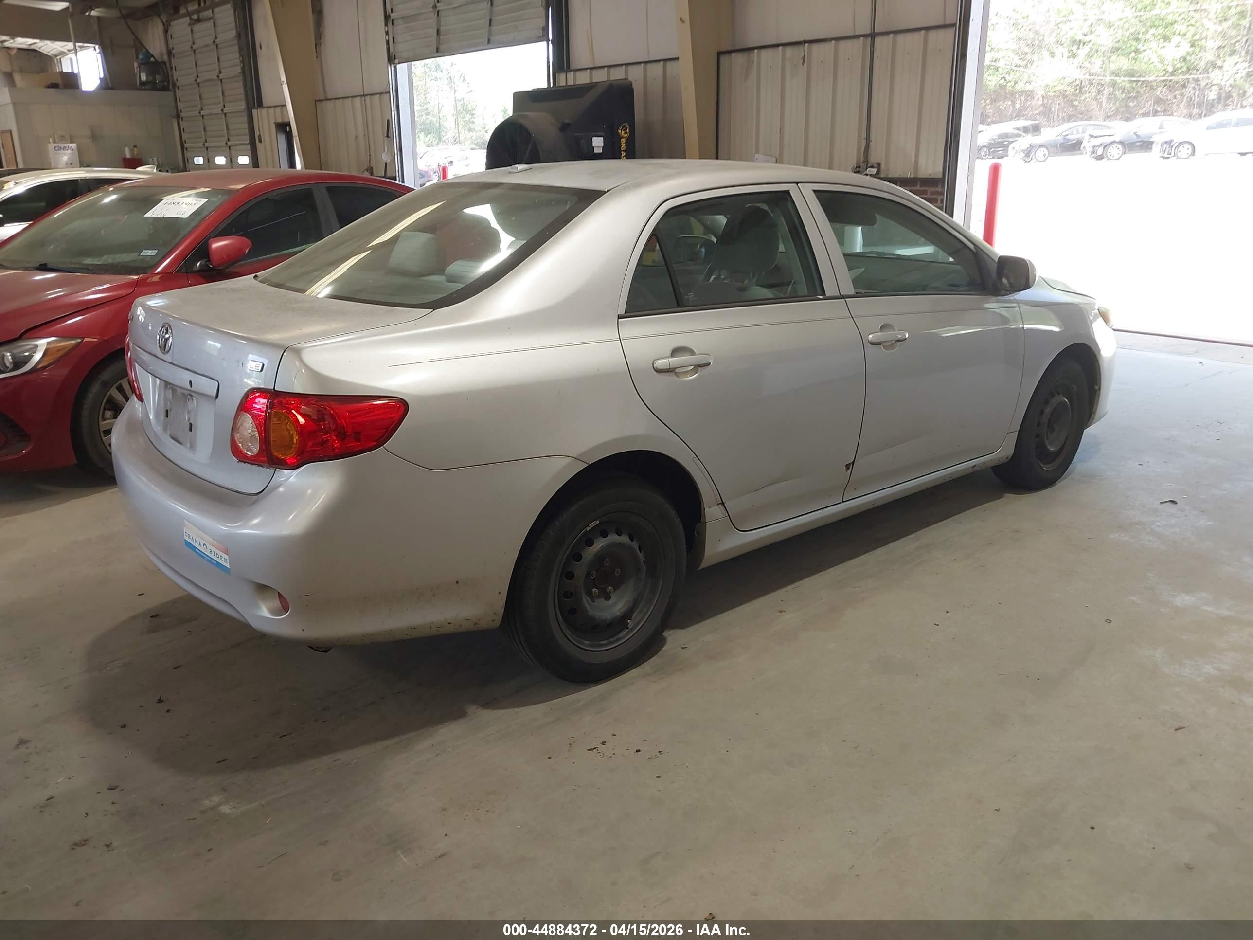 TOYOTA COROLLA image 4