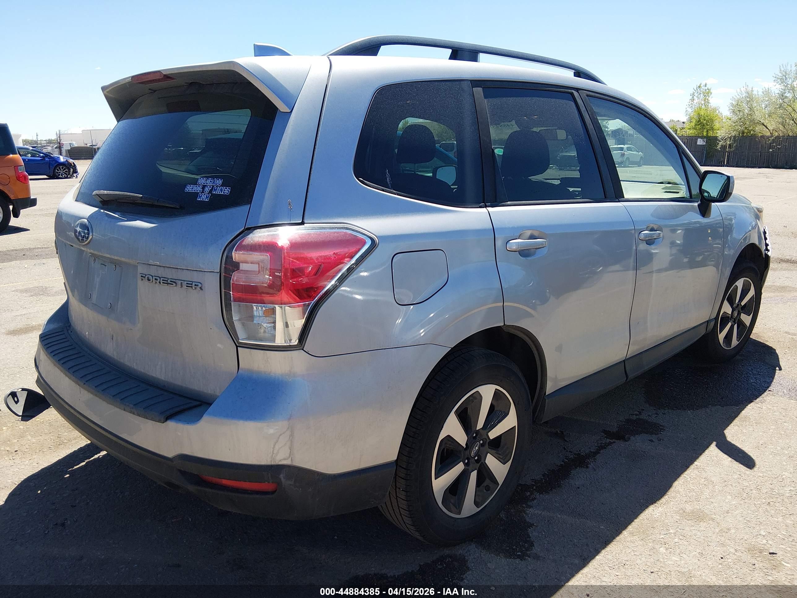 SUBARU FORESTER image 4