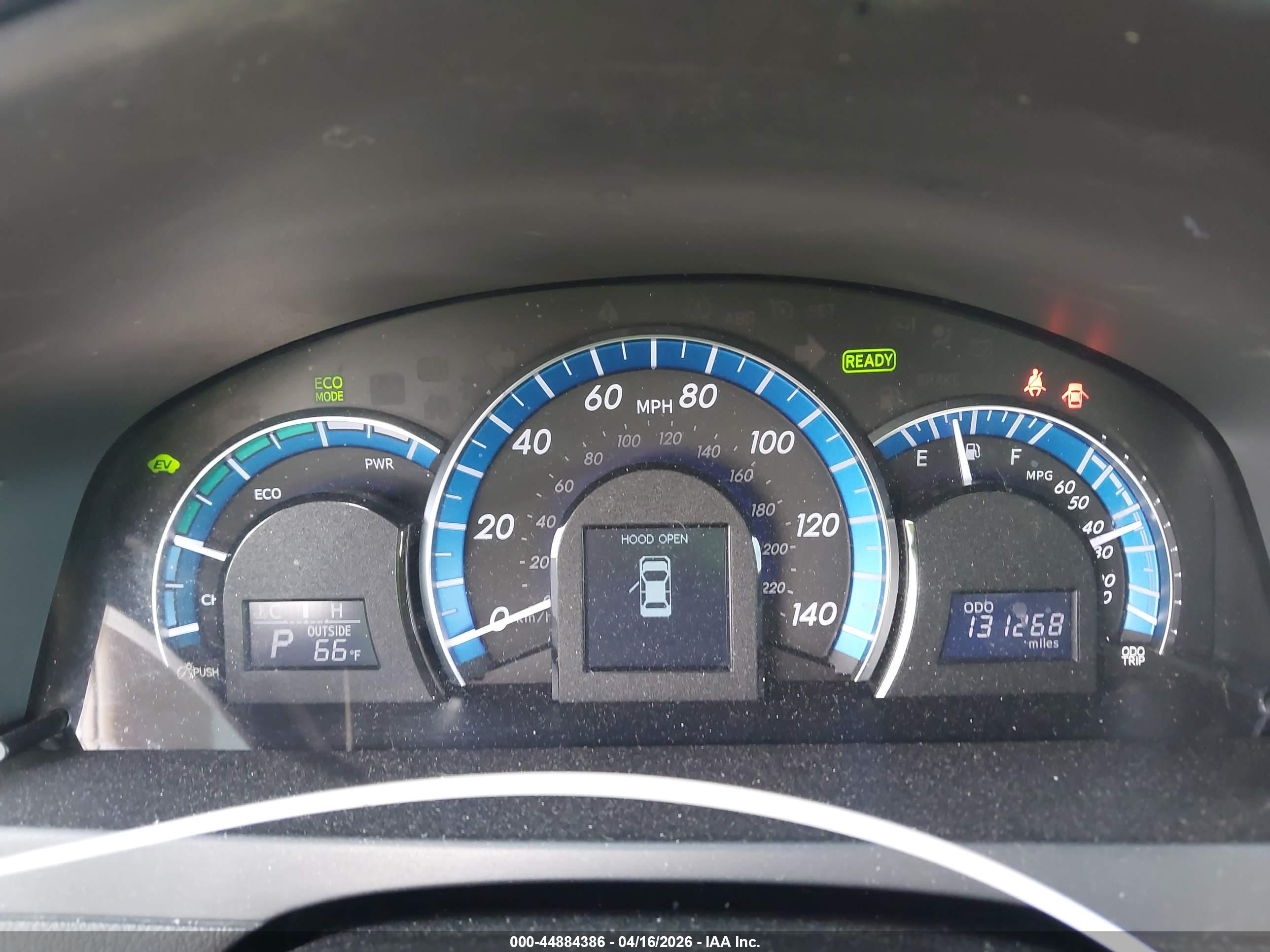 TOYOTA CAMRY image 7