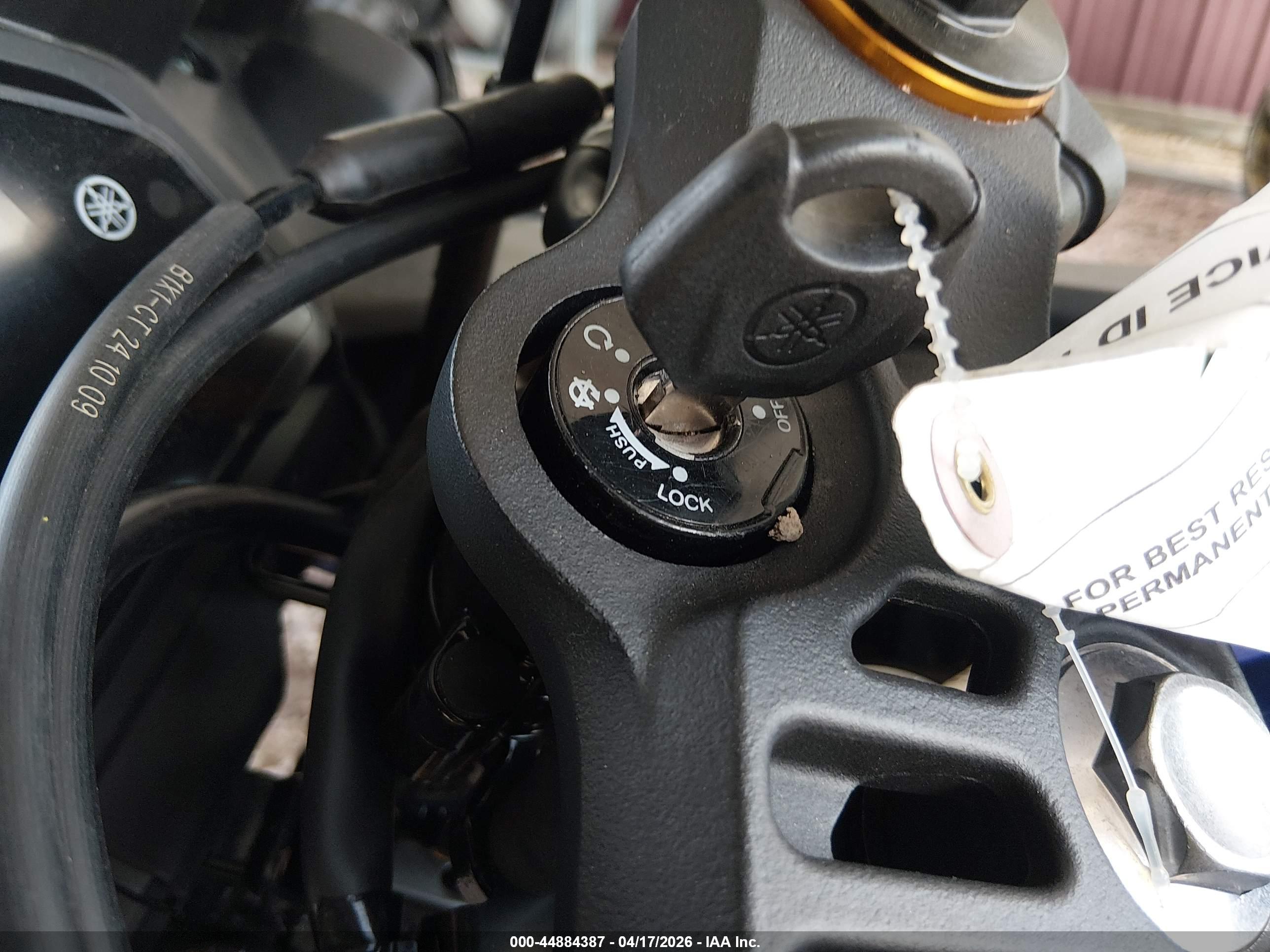 YAMAHA YFZ320 image 11