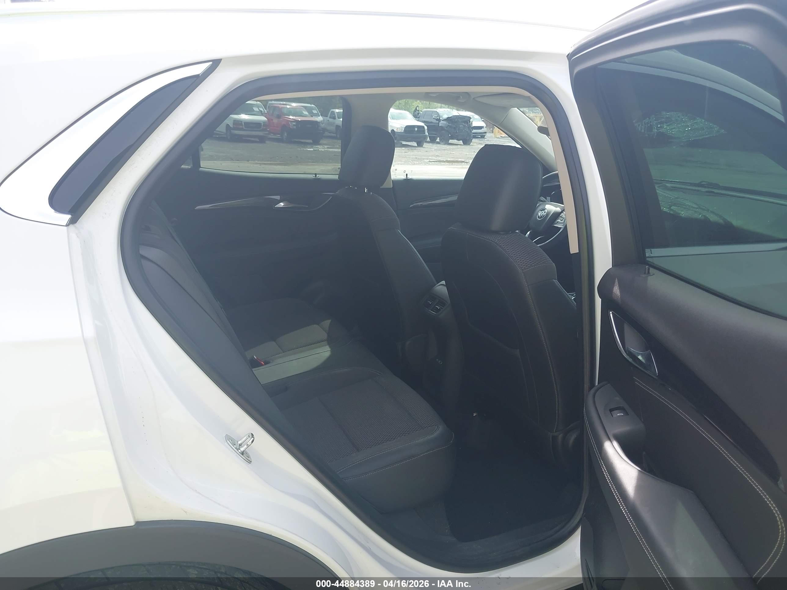 BUICK ENVISION image 8