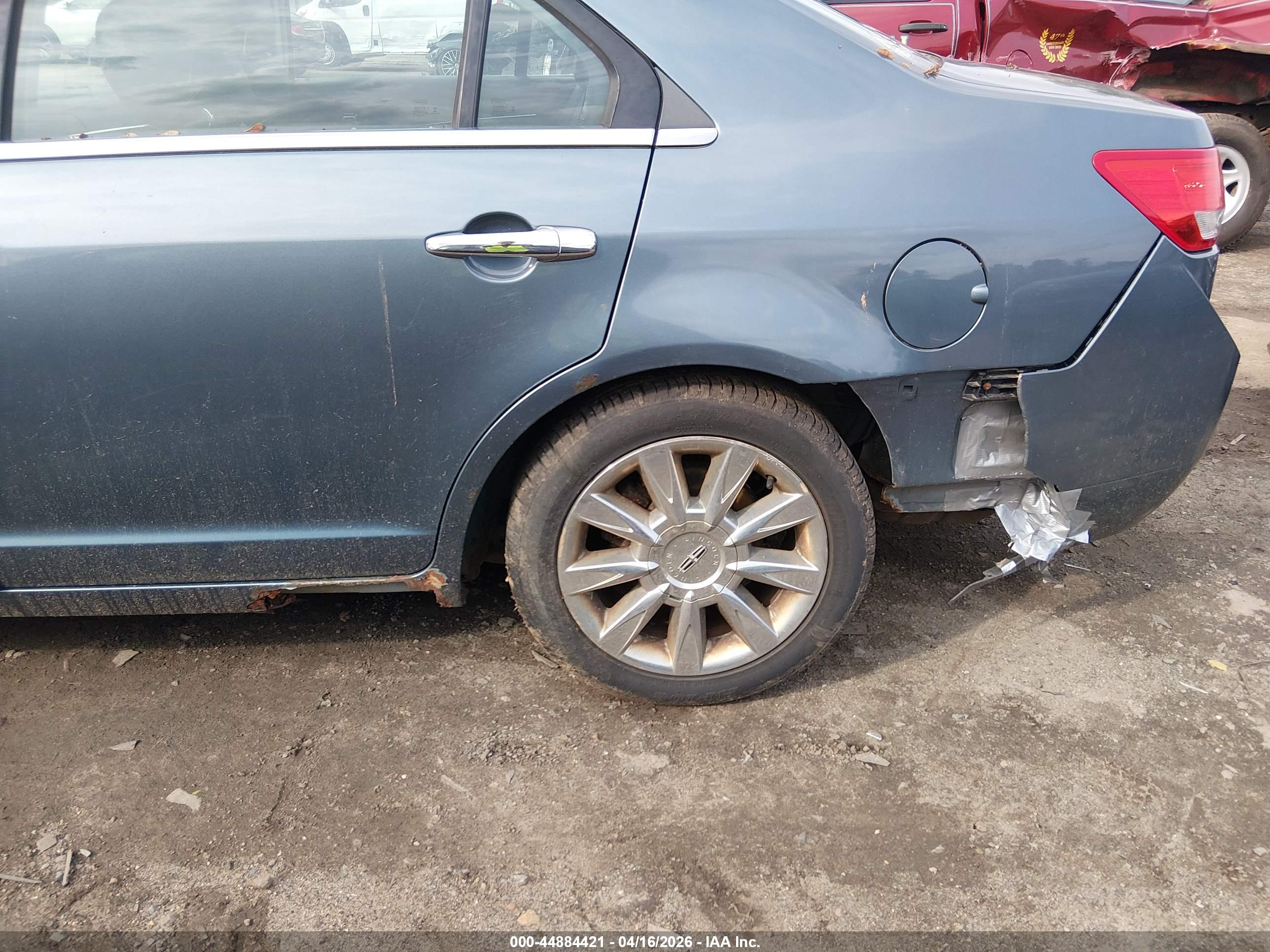 LINCOLN MKZ image 6