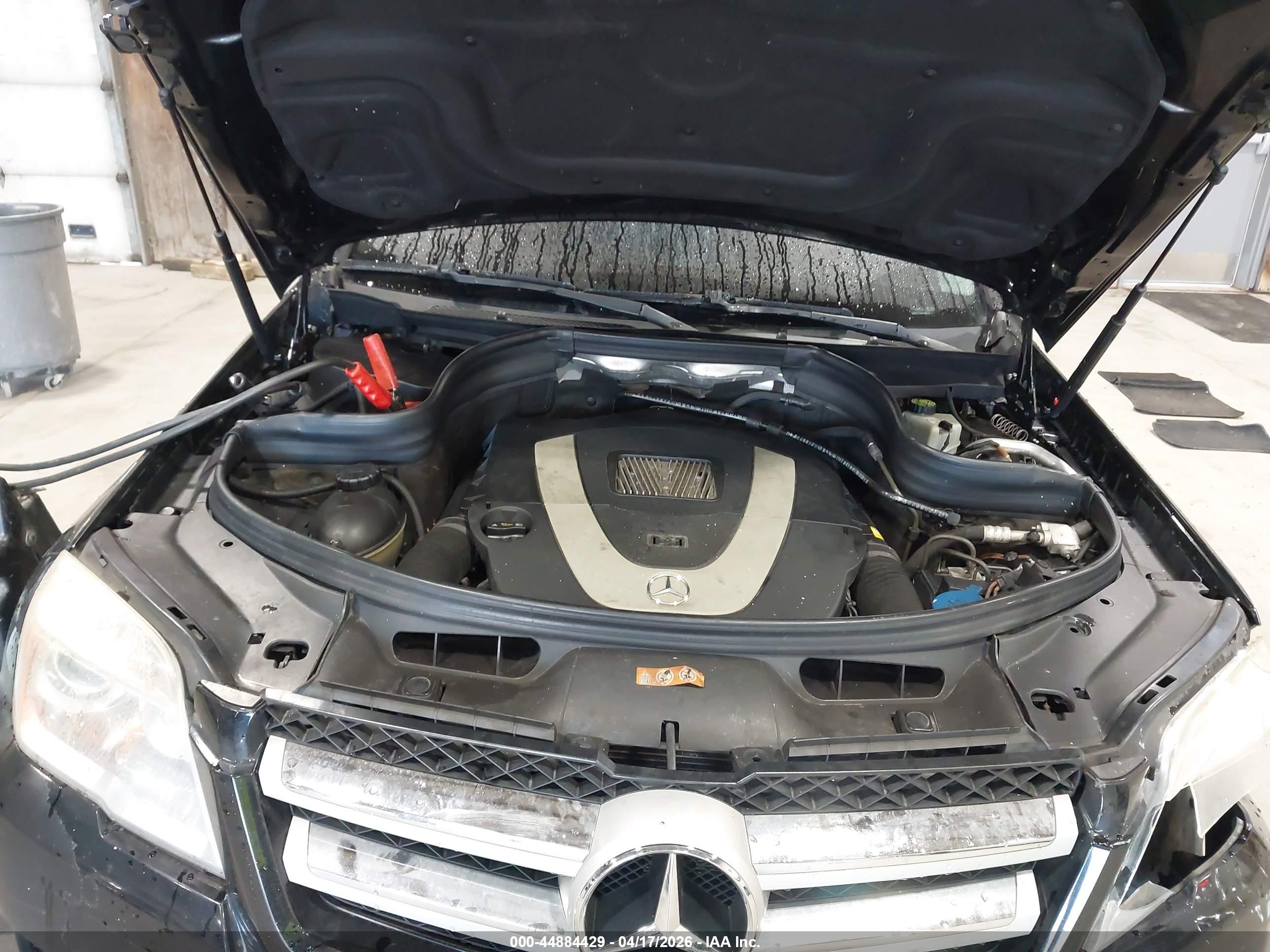 MERCEDES-BENZ GLK image 10