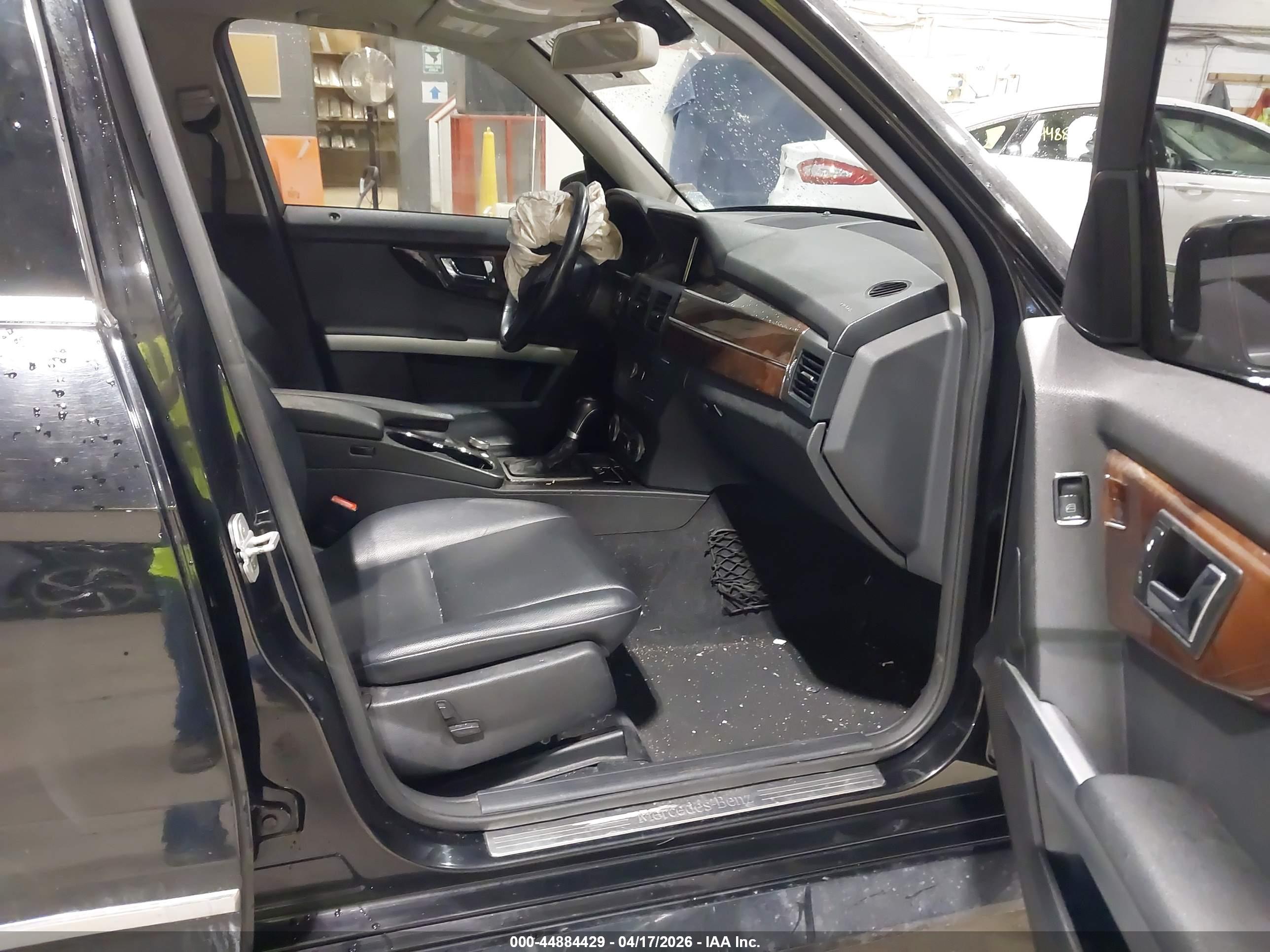 MERCEDES-BENZ GLK image 5