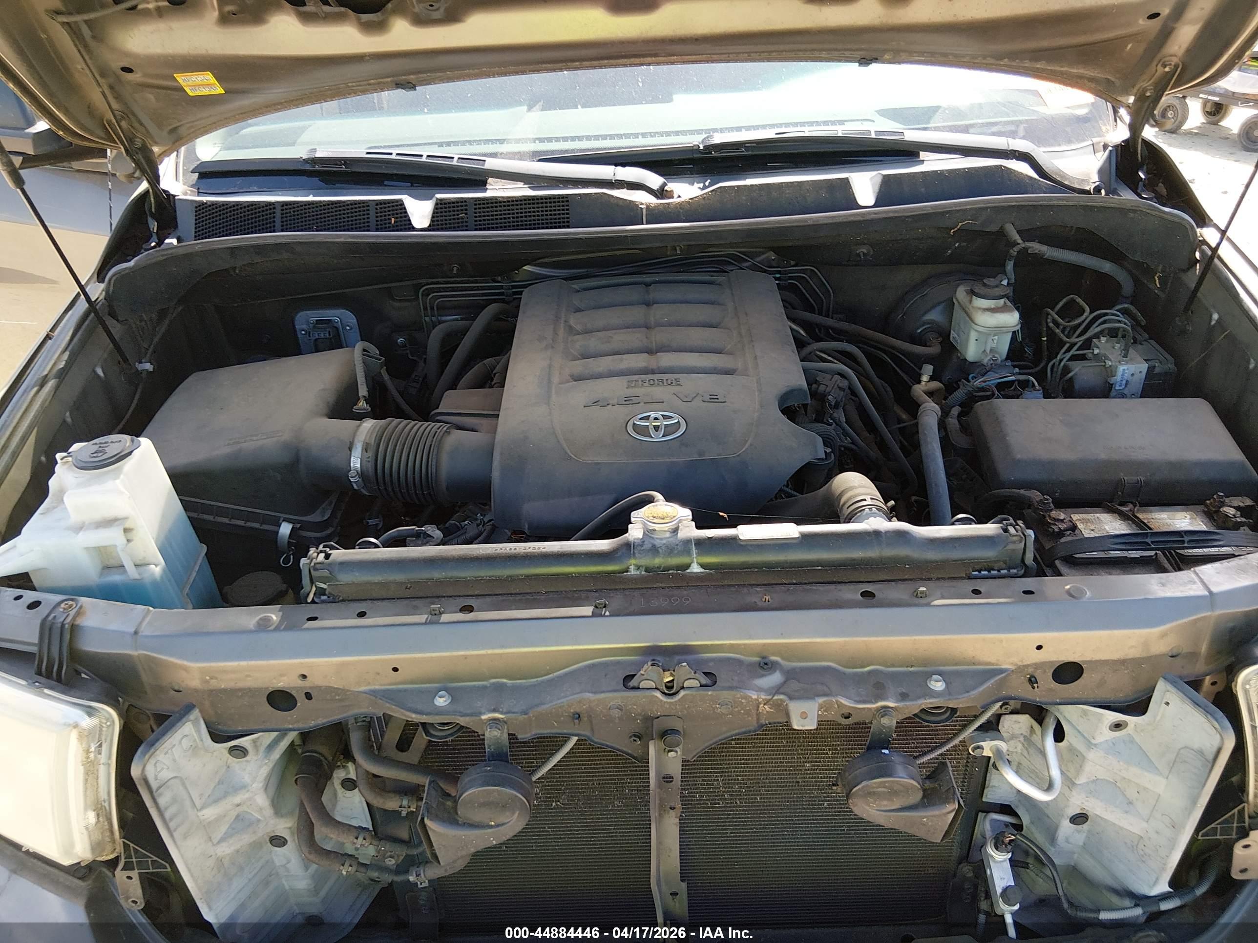 TOYOTA TUNDRA image 10