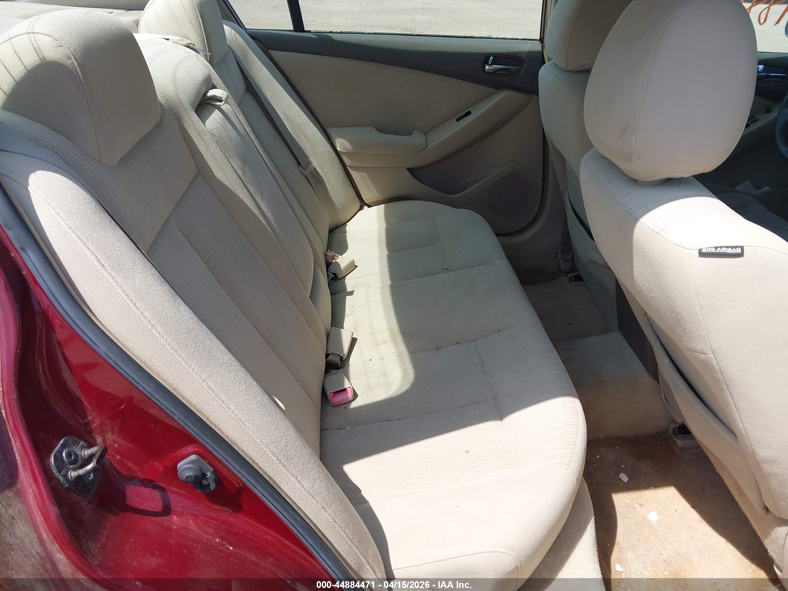 NISSAN ALTIMA image 8