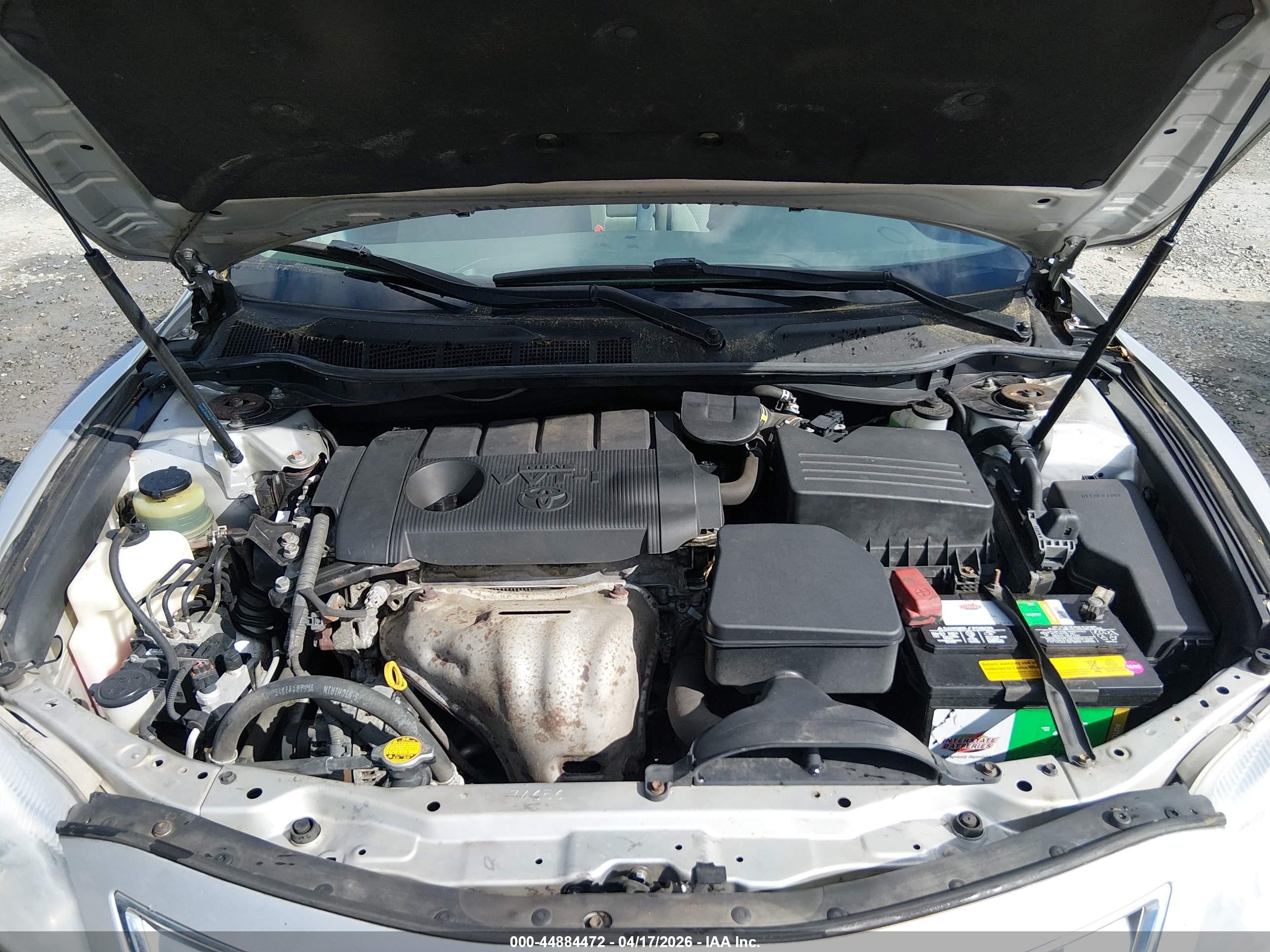TOYOTA CAMRY image 10
