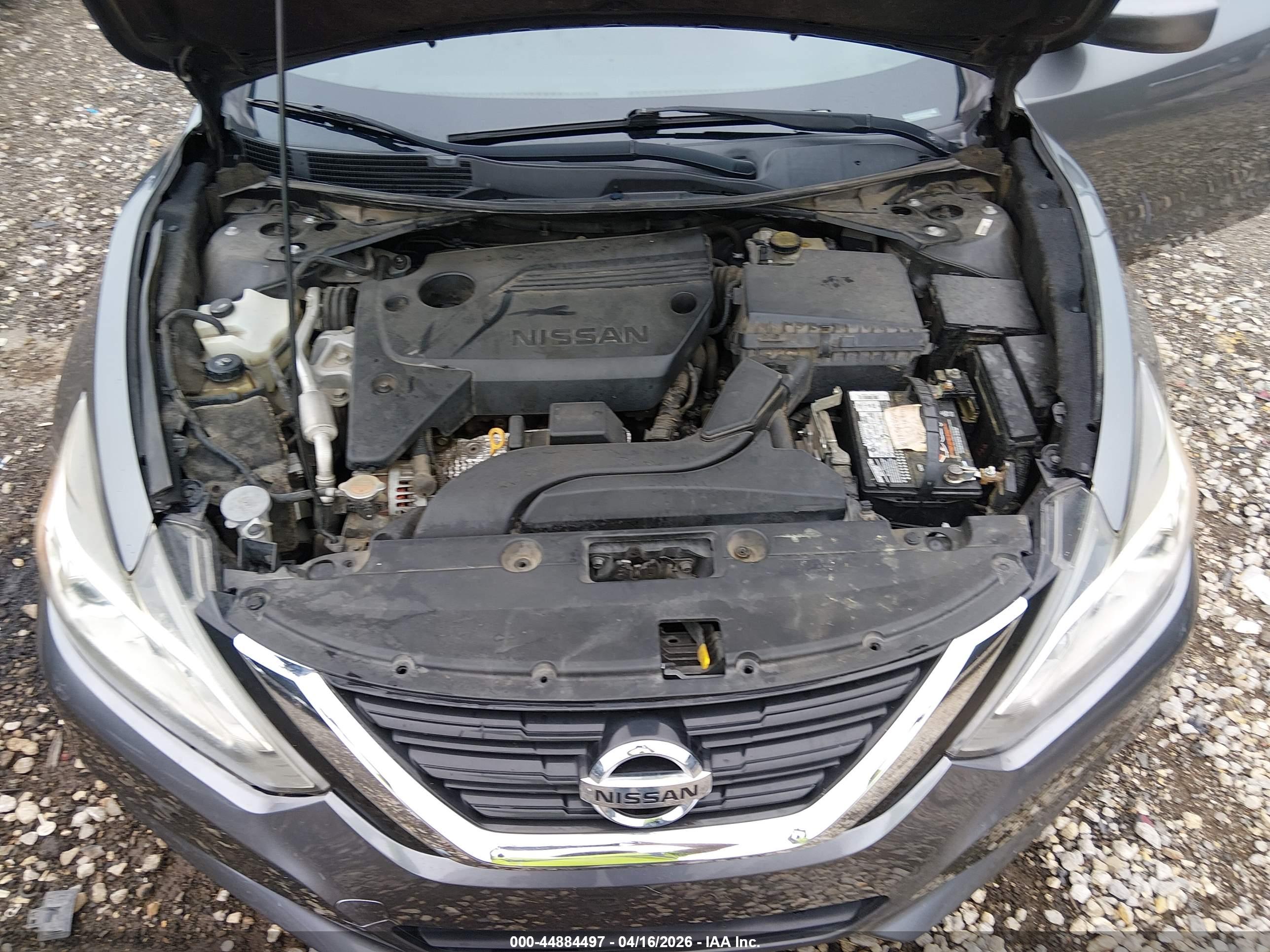 NISSAN ALTIMA image 10