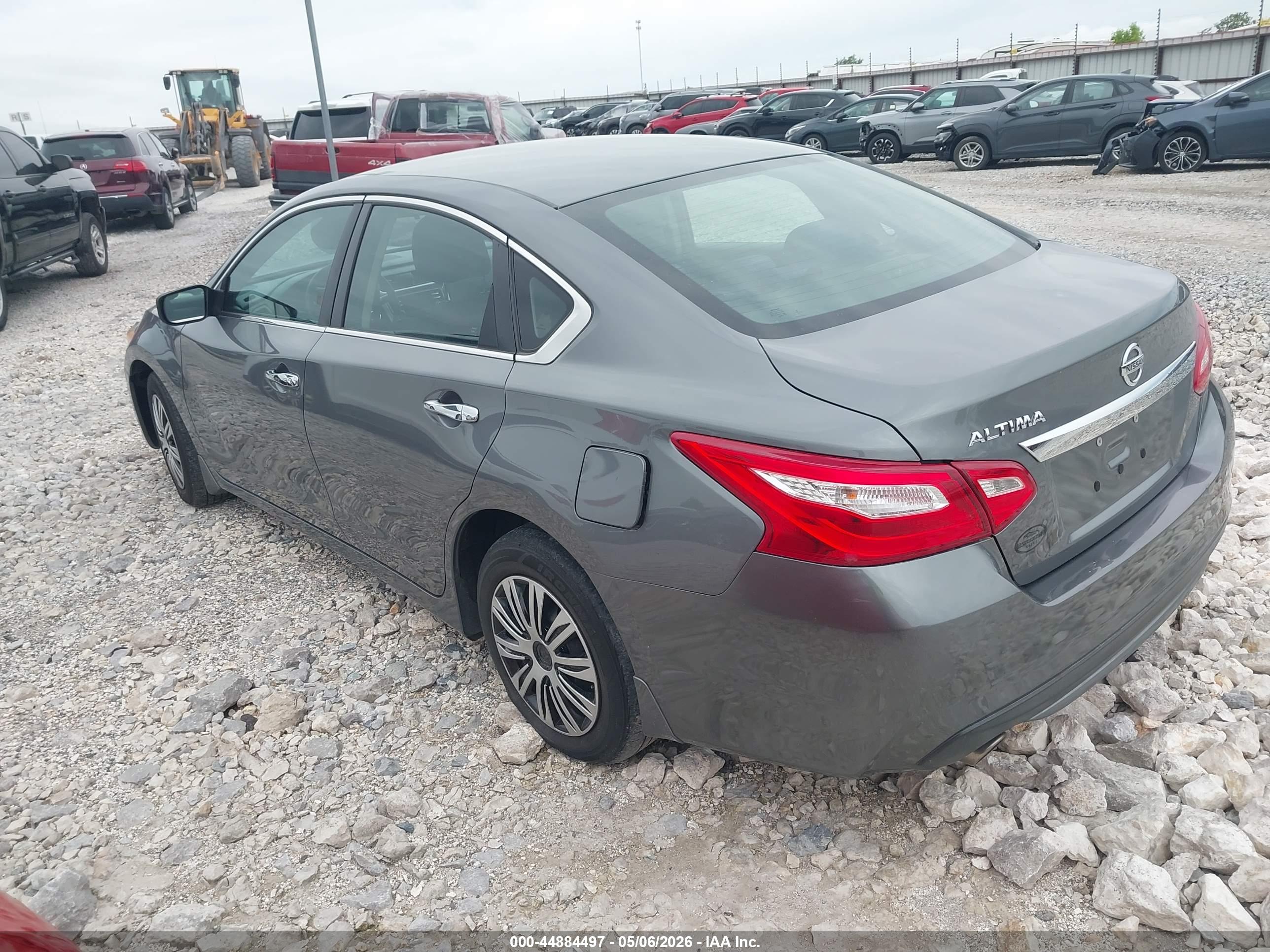 NISSAN ALTIMA image 3