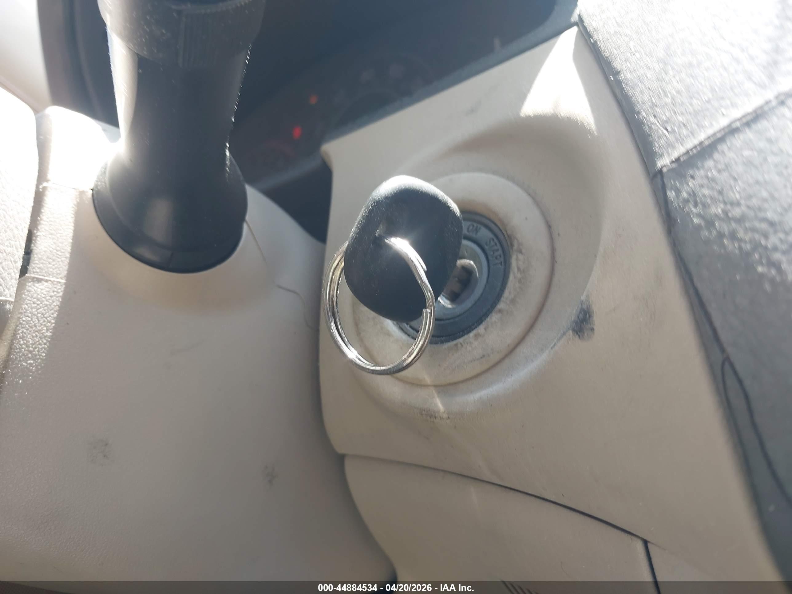 TOYOTA CAMRY image 11