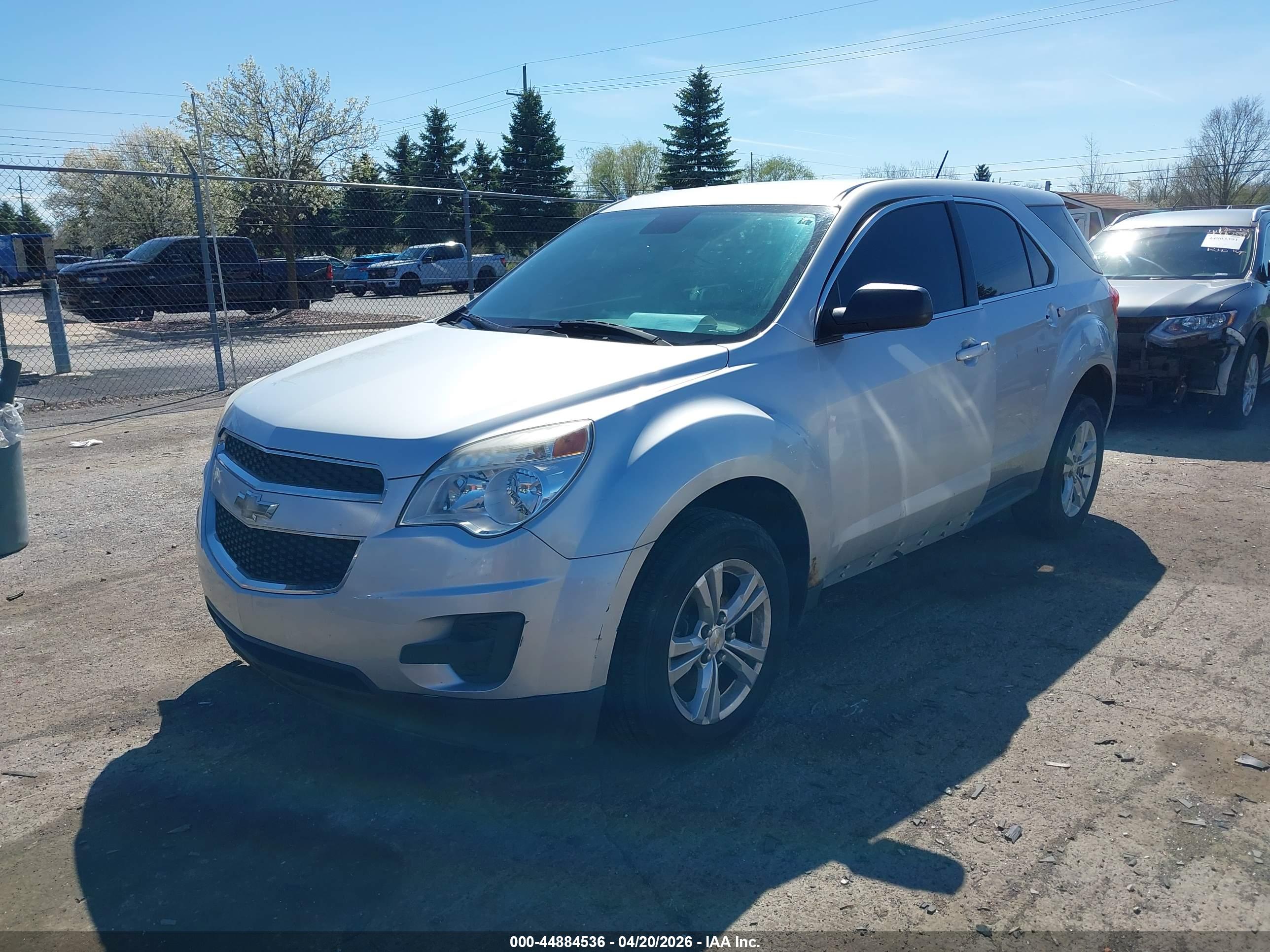 CHEVROLET EQUINOX image 2