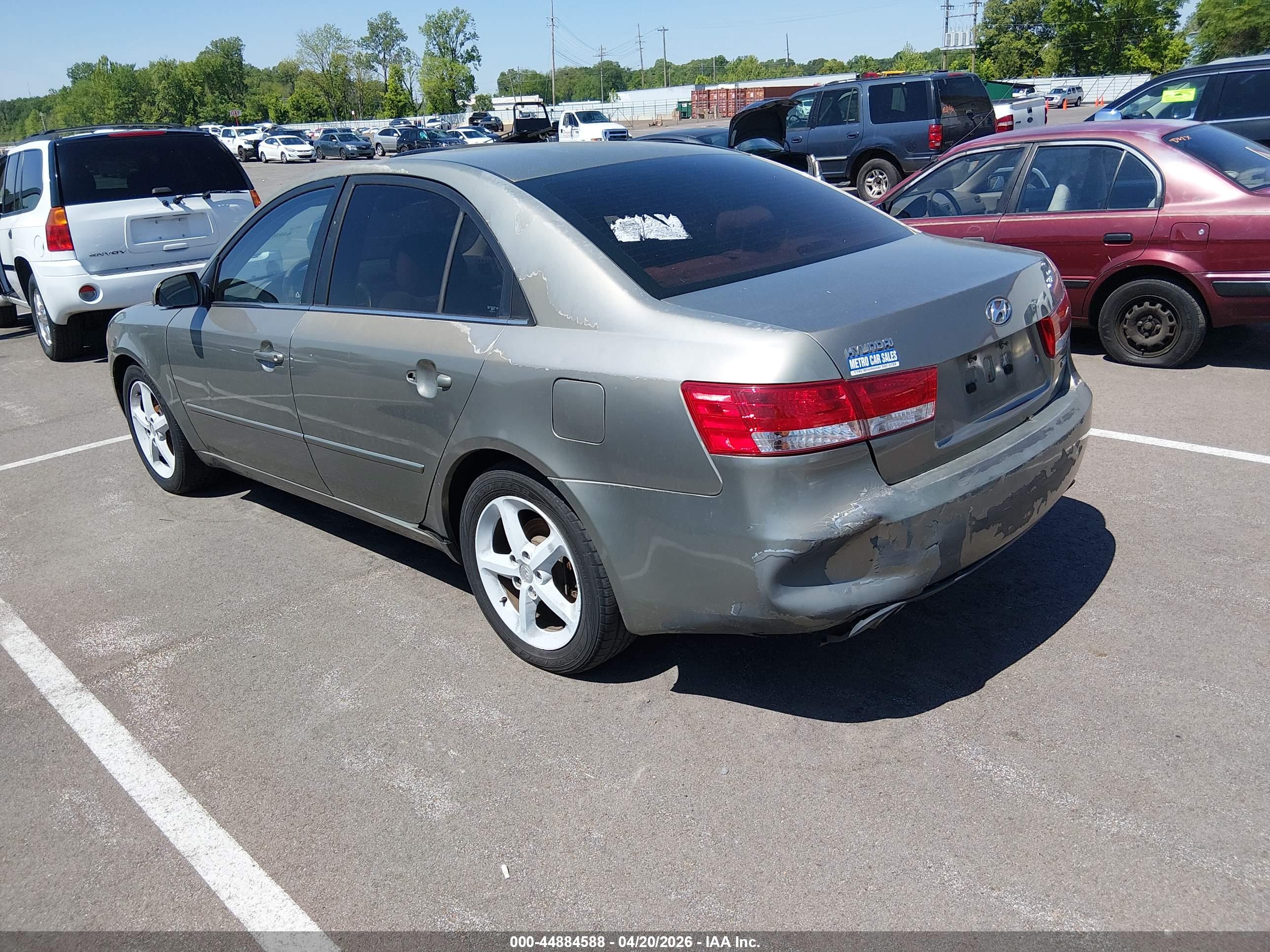 HYUNDAI SONATA image 3