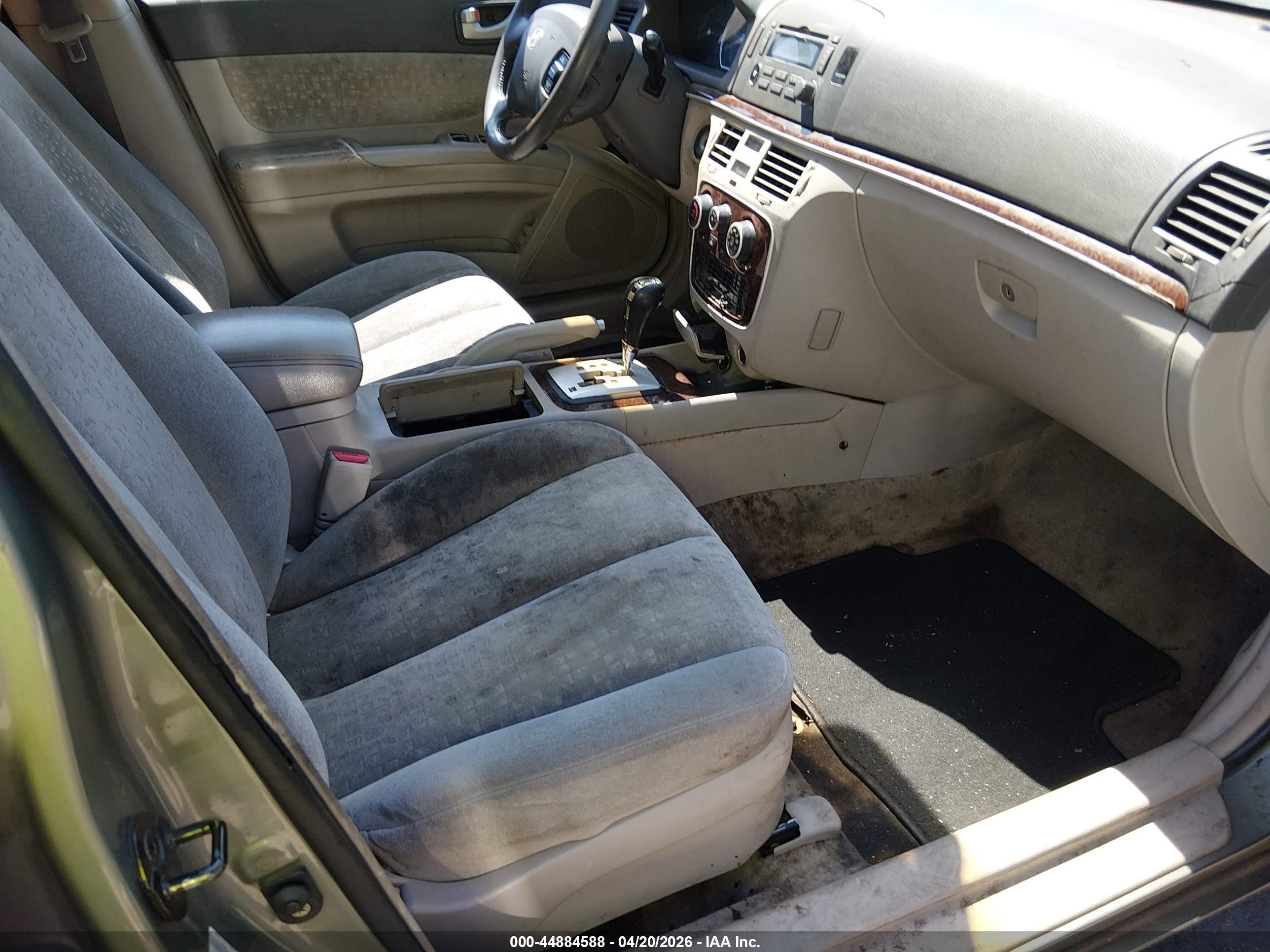 HYUNDAI SONATA image 5