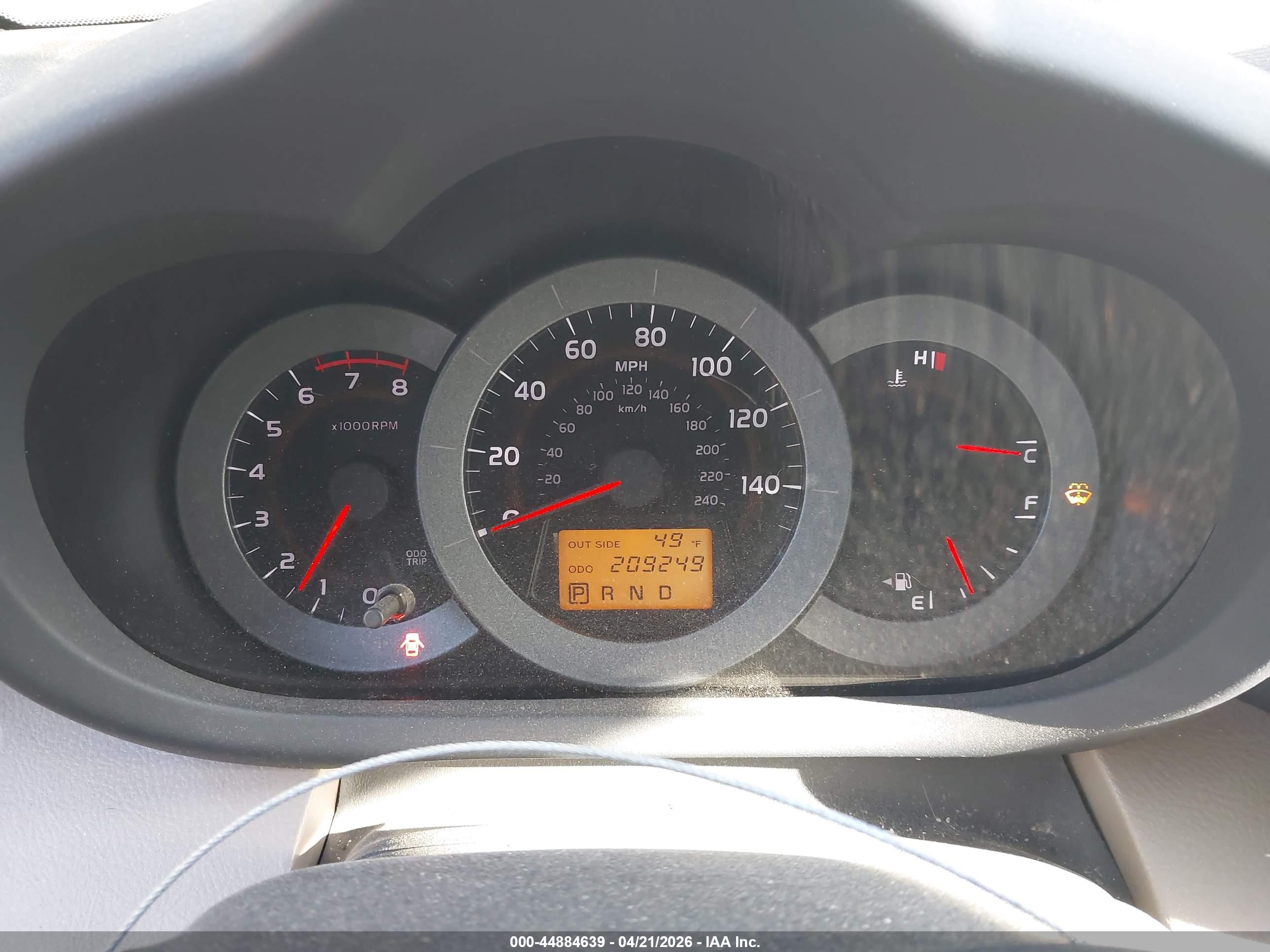 TOYOTA RAV4 image 7