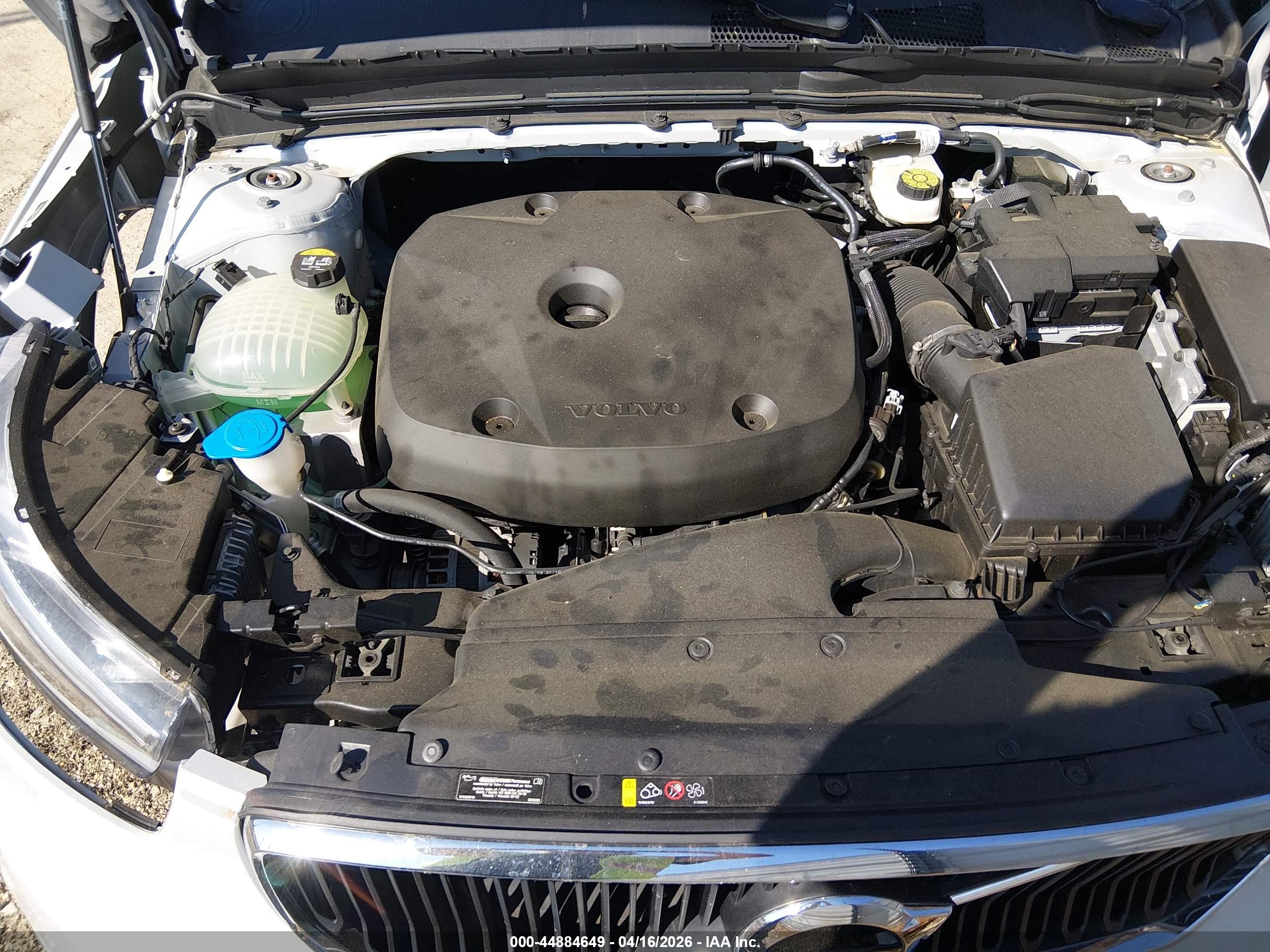 VOLVO XC40 image 10