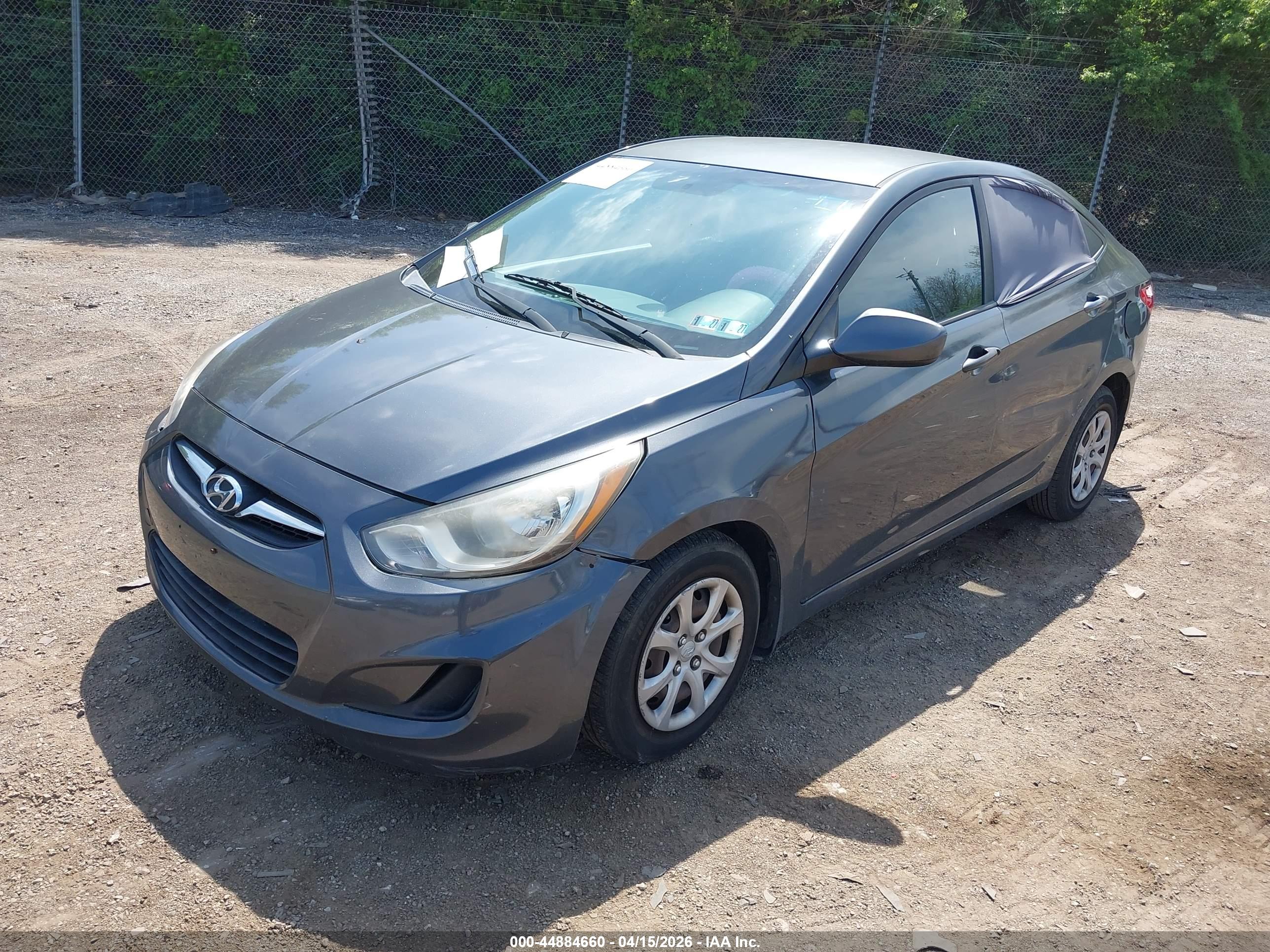HYUNDAI ACCENT image 2