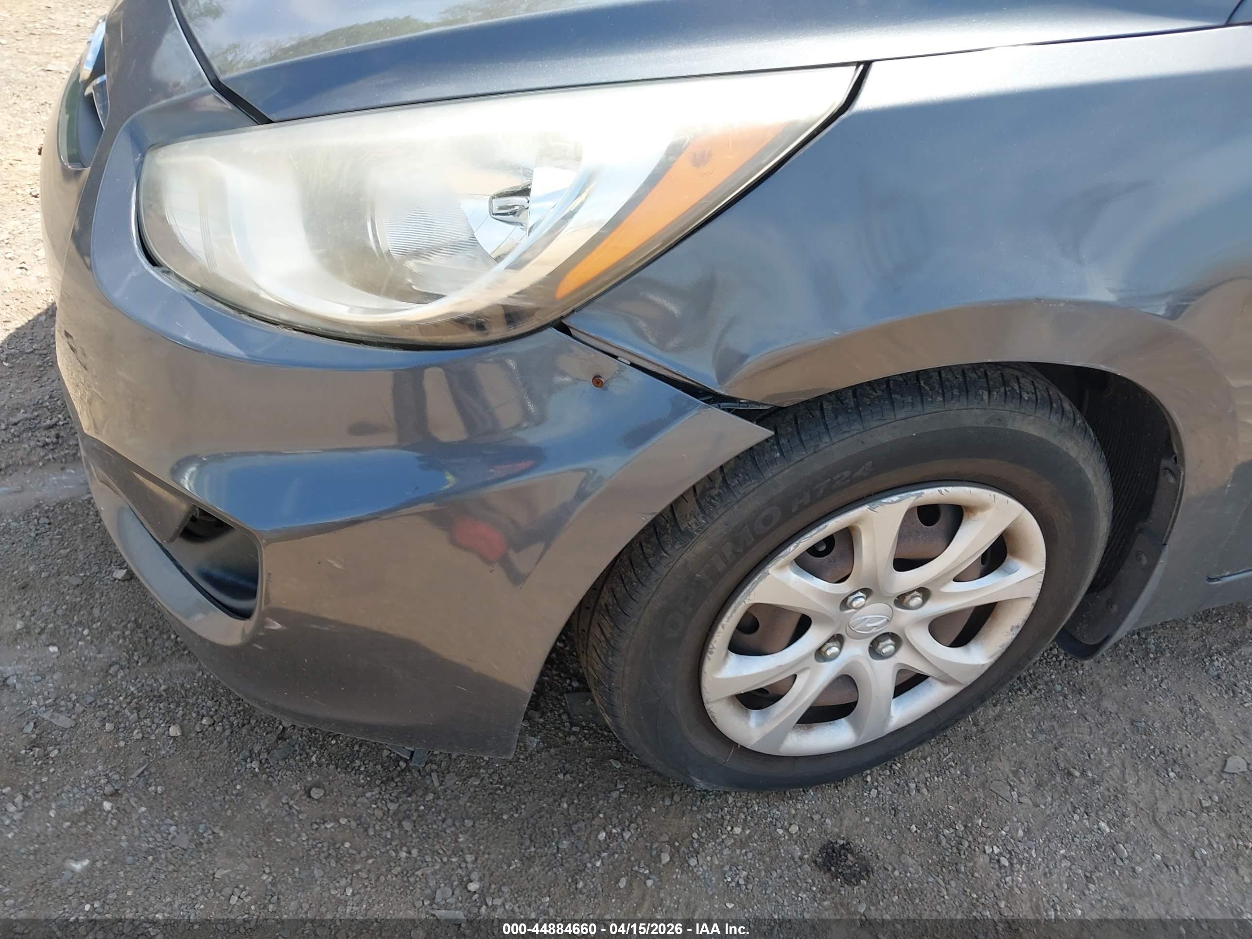 HYUNDAI ACCENT image 6