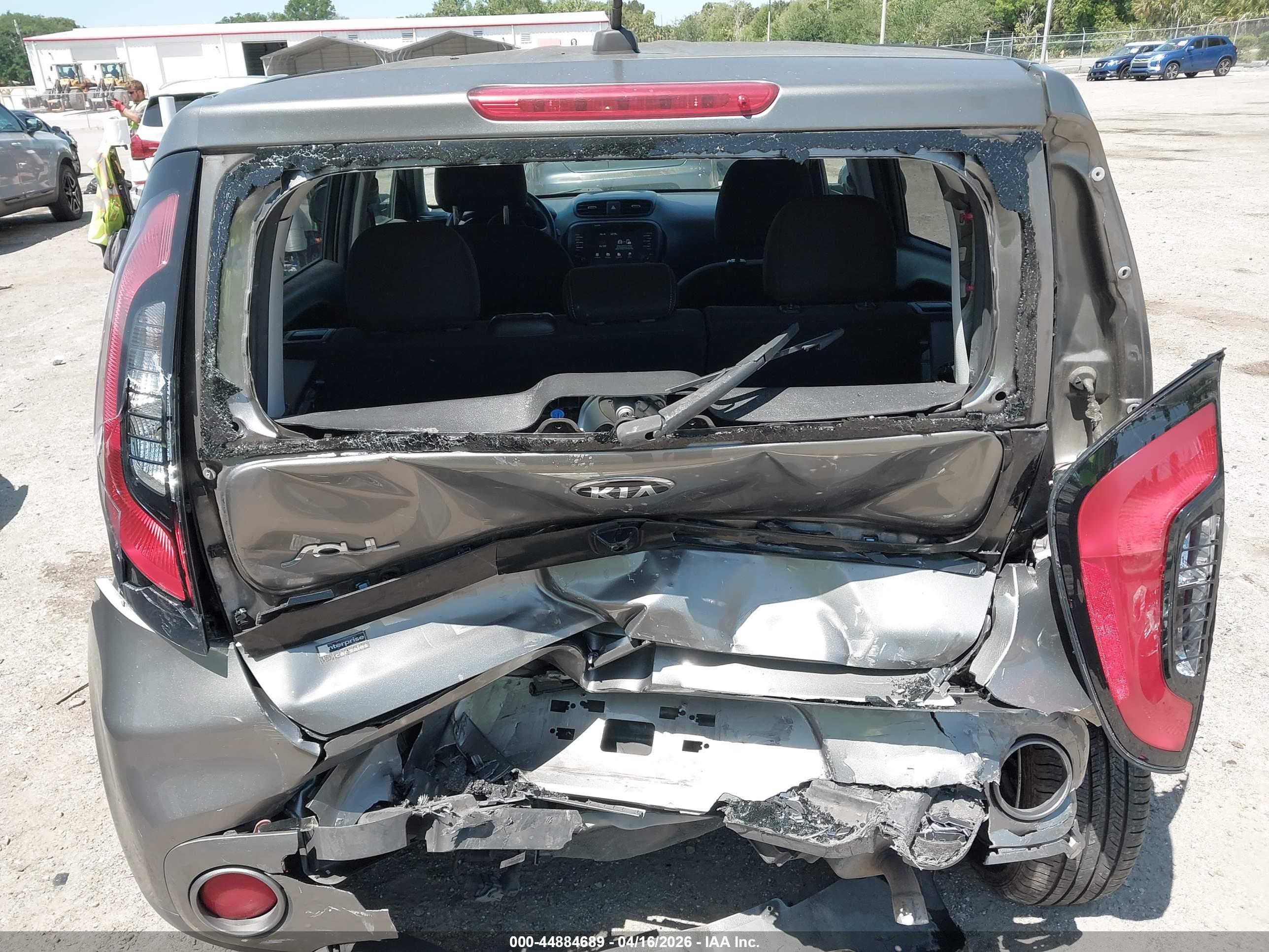KIA SOUL image 6