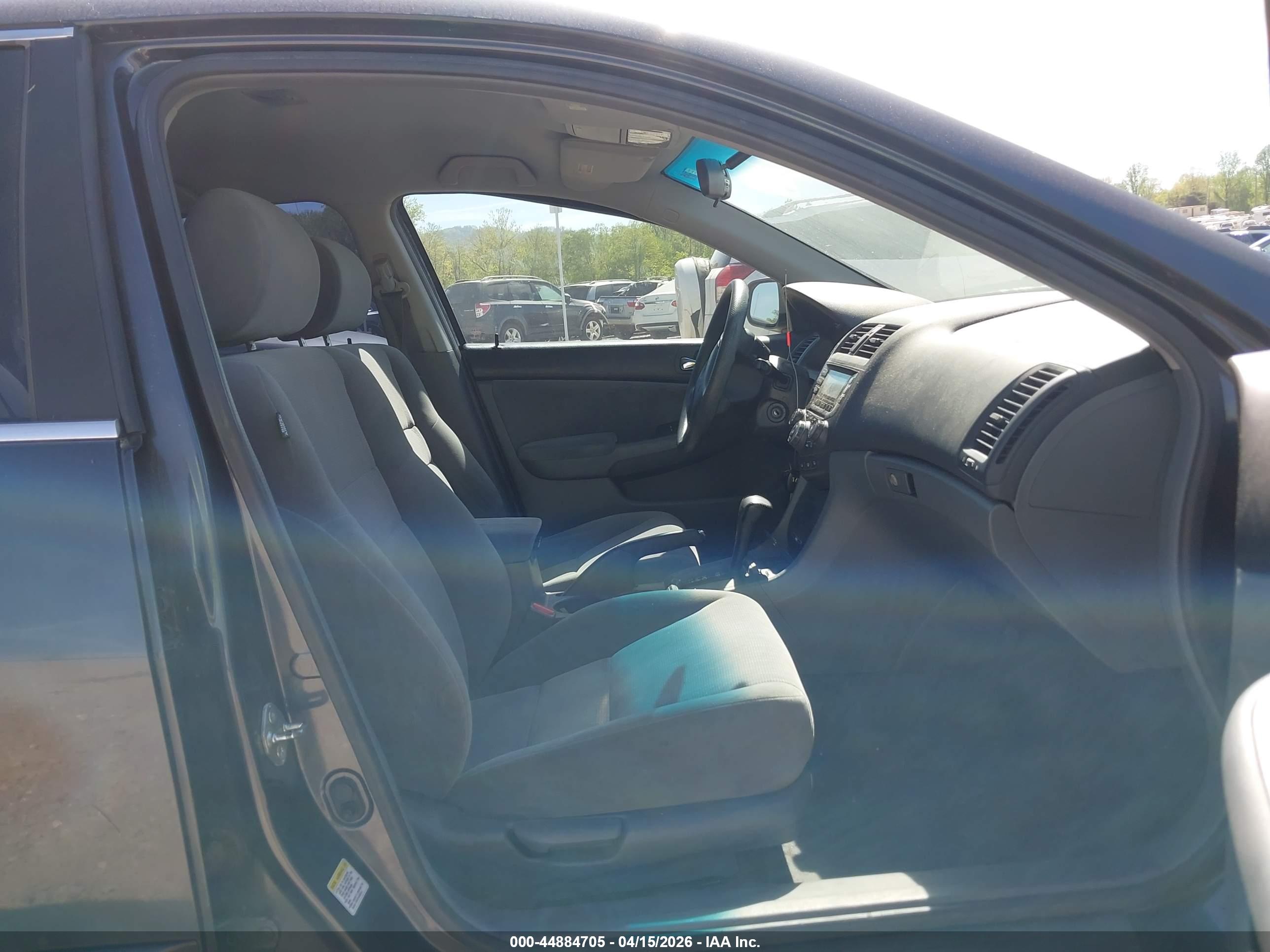 HONDA ACCORD image 5