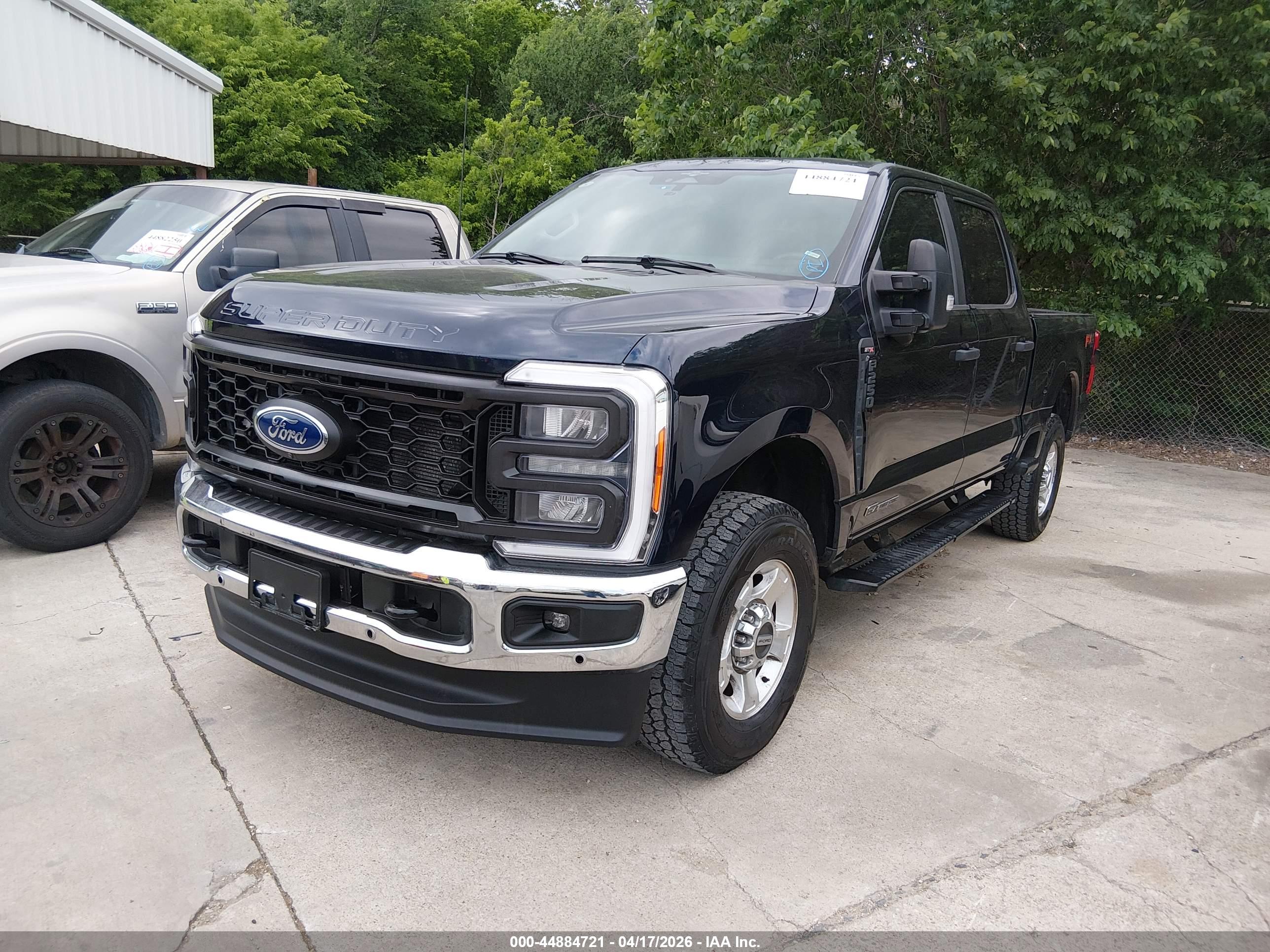 FORD F-250 image 2