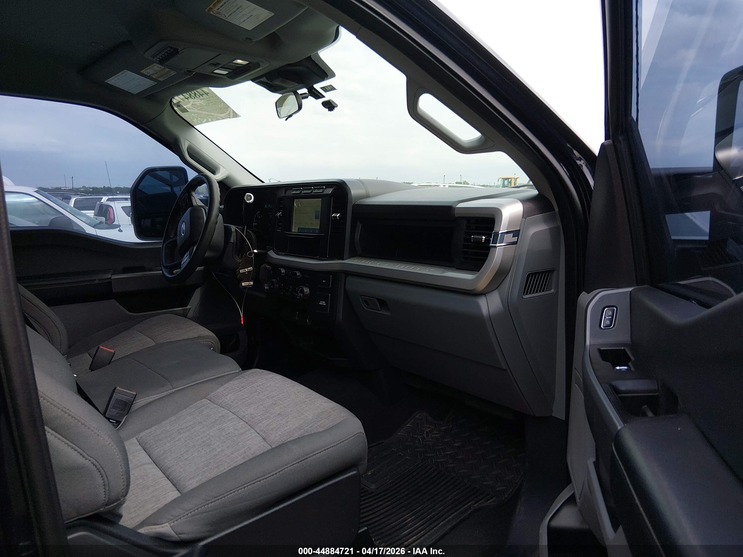 FORD F-250 image 8