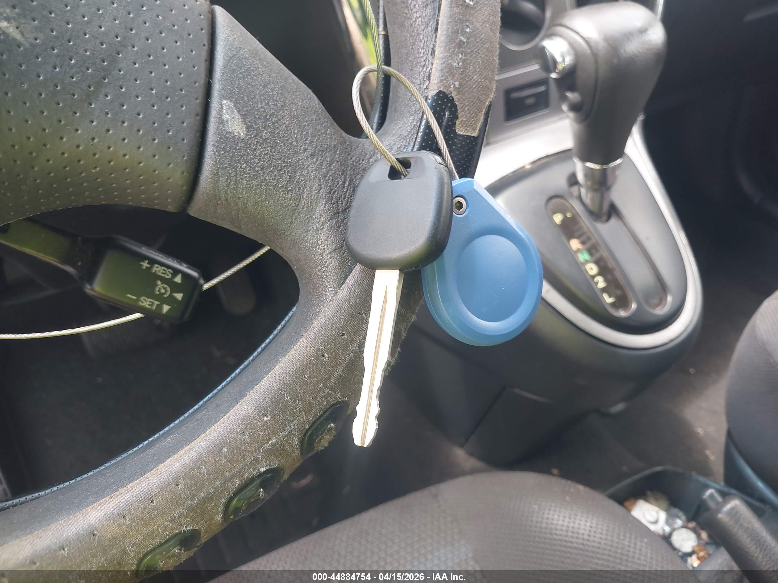 PONTIAC VIBE image 11