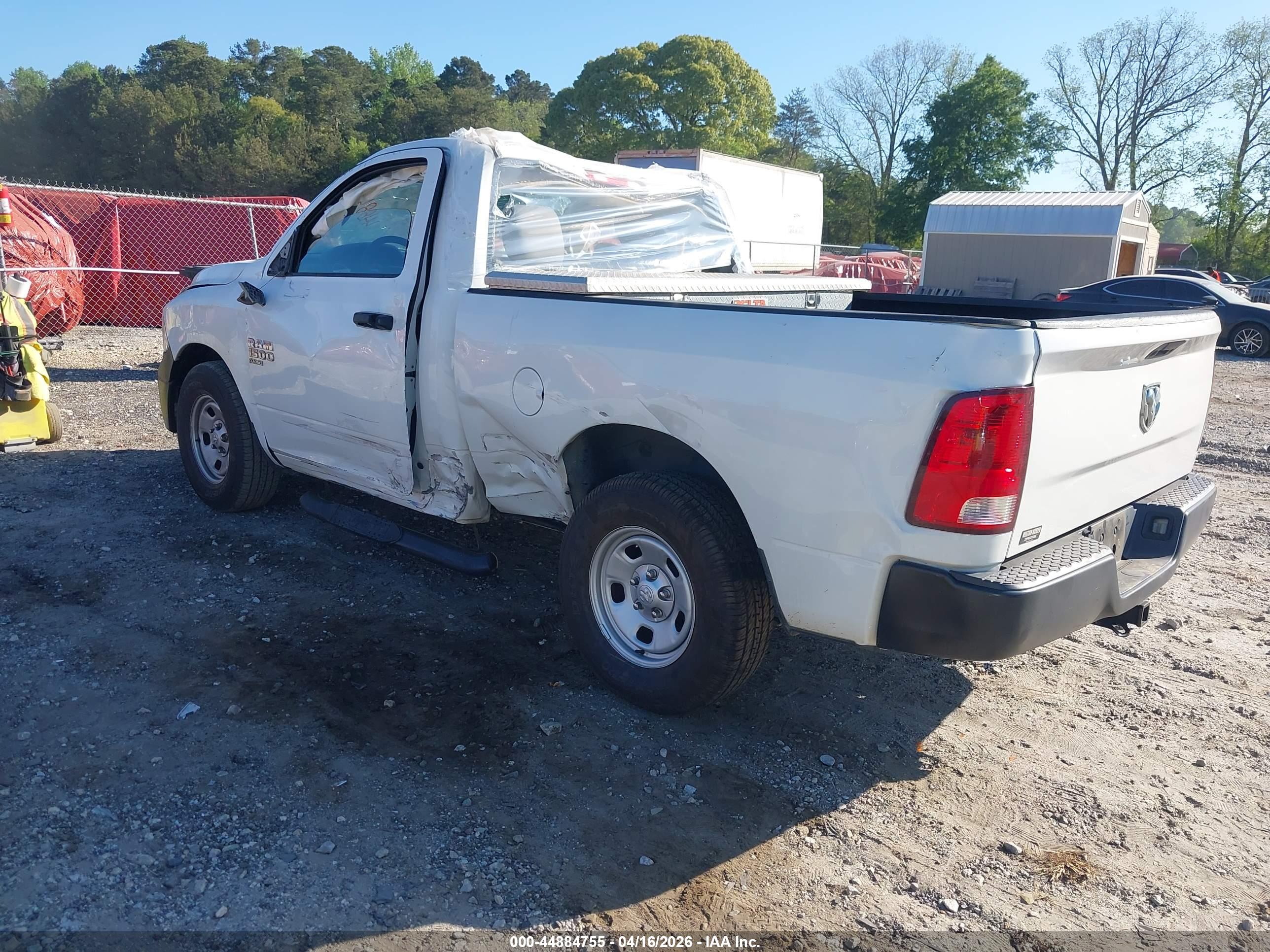RAM 1500 image 3