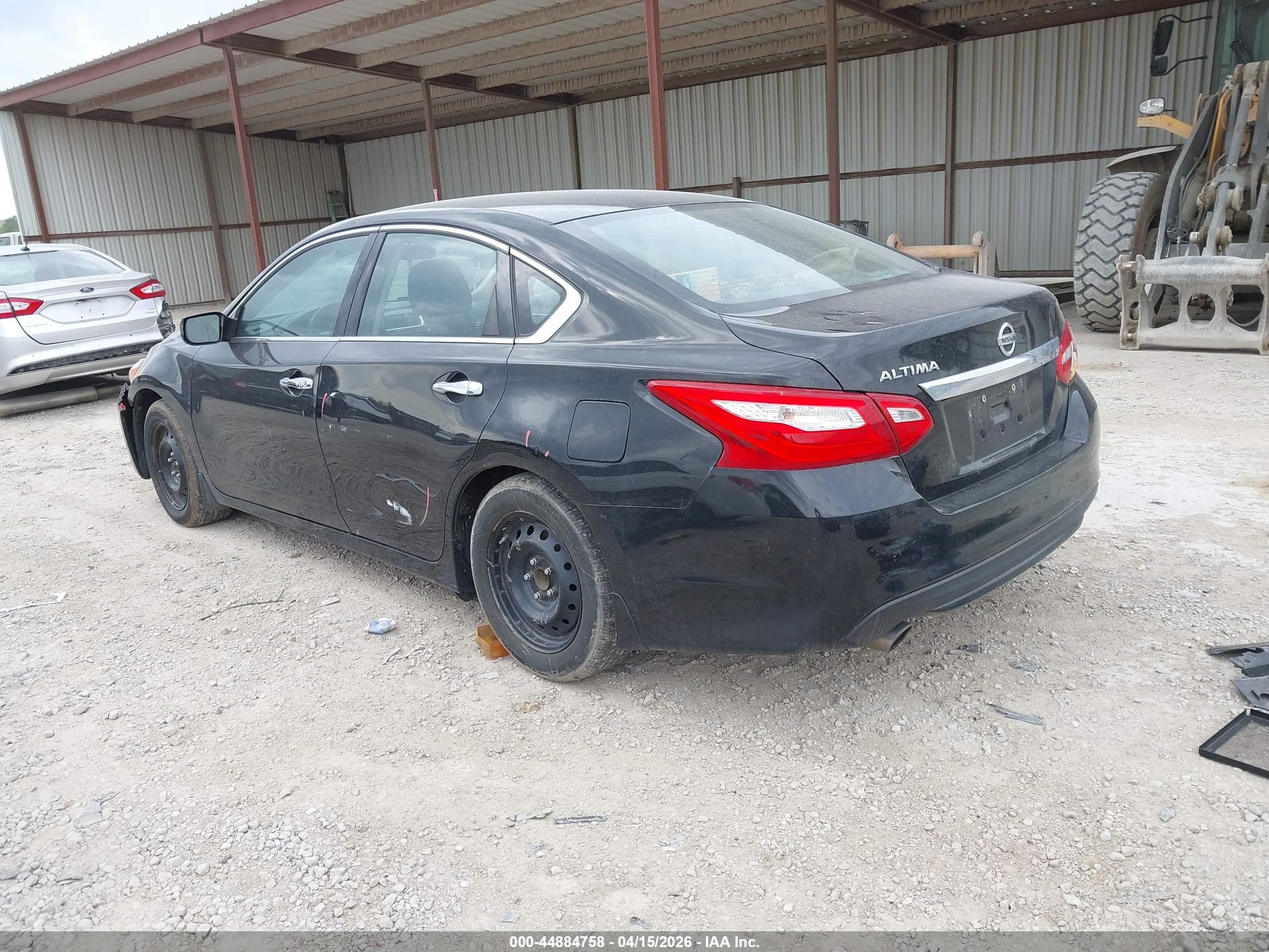 NISSAN ALTIMA image 3