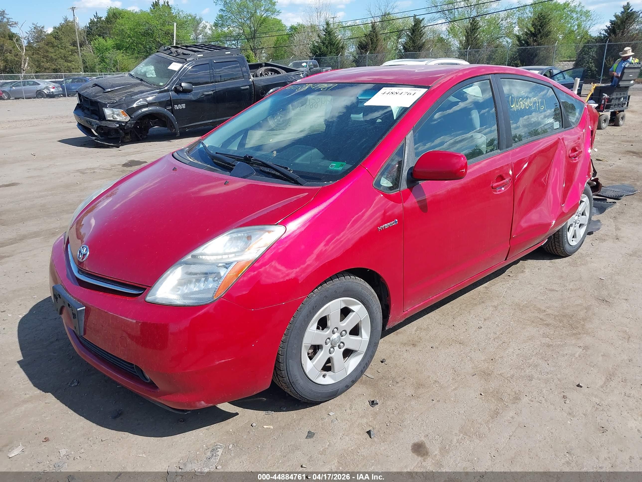 TOYOTA PRIUS image 2