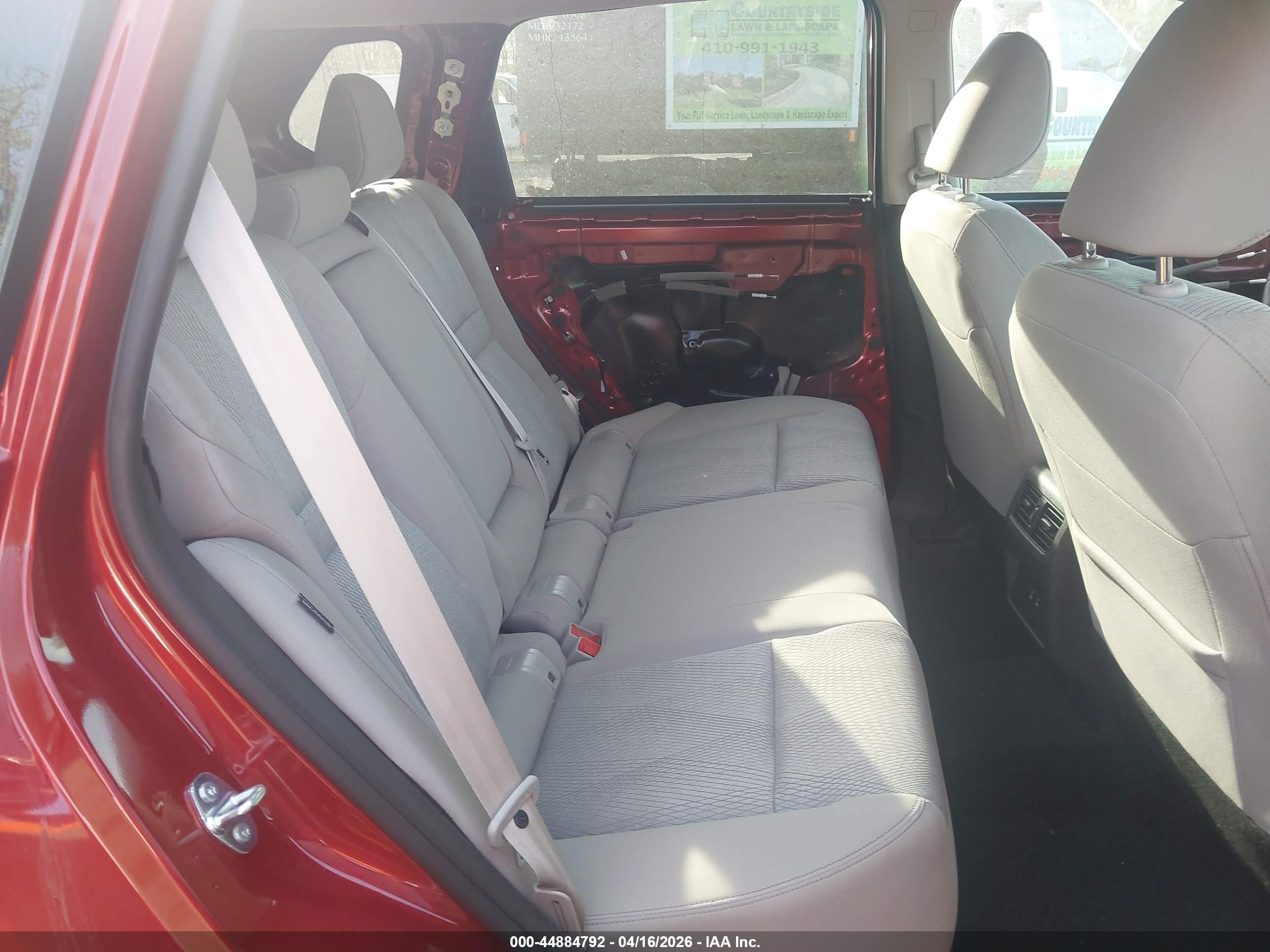 NISSAN ROGUE image 8