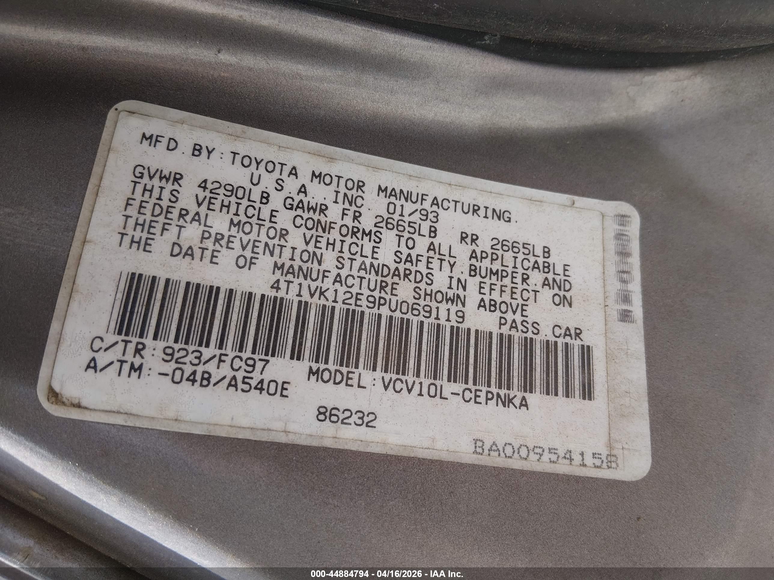 TOYOTA CAMRY image 9
