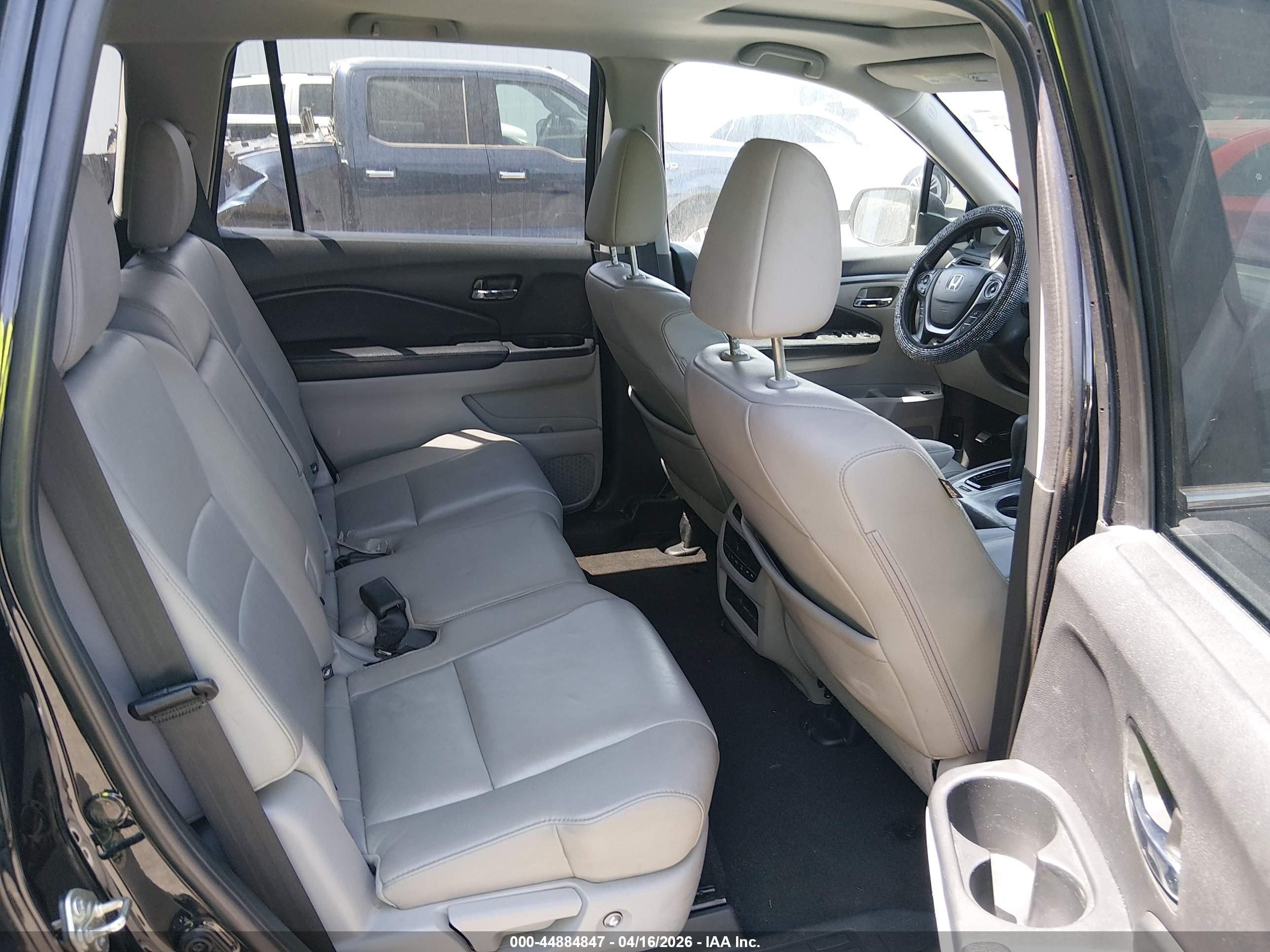 HONDA PILOT image 8