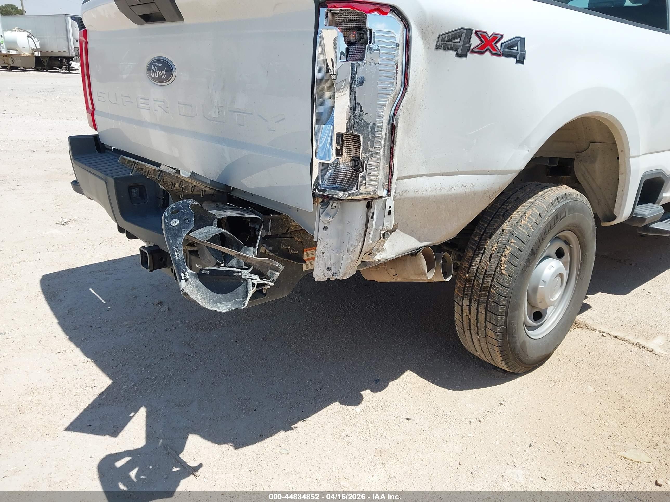 FORD F-250 image 6