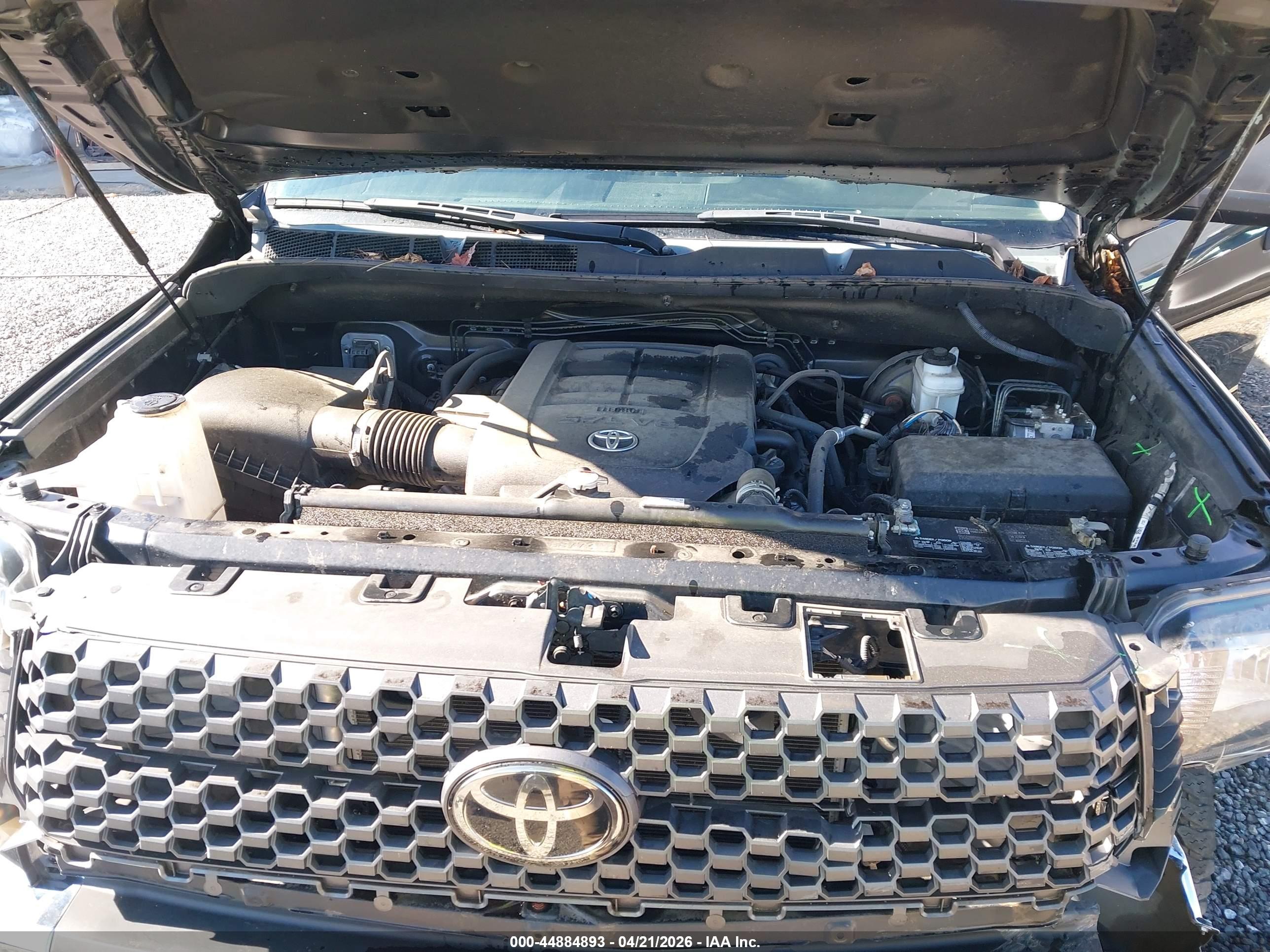 TOYOTA TUNDRA image 10