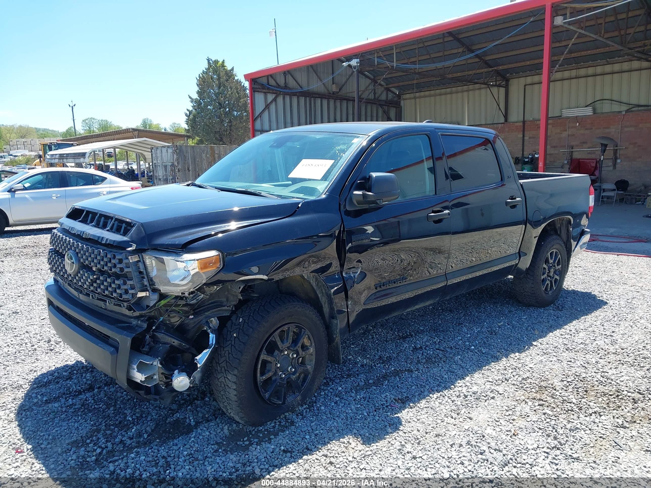 TOYOTA TUNDRA image 2