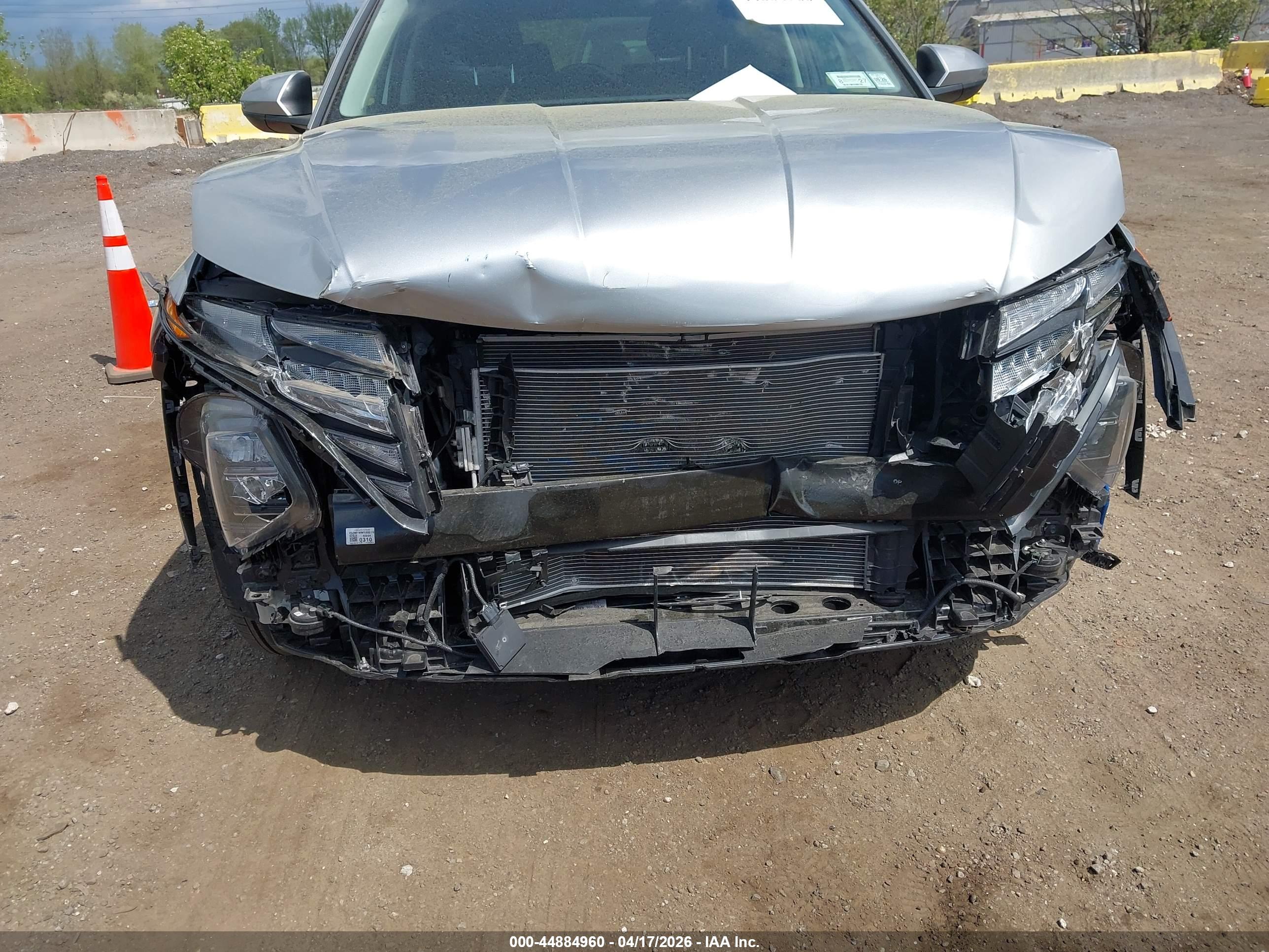 HYUNDAI TUCSON image 6