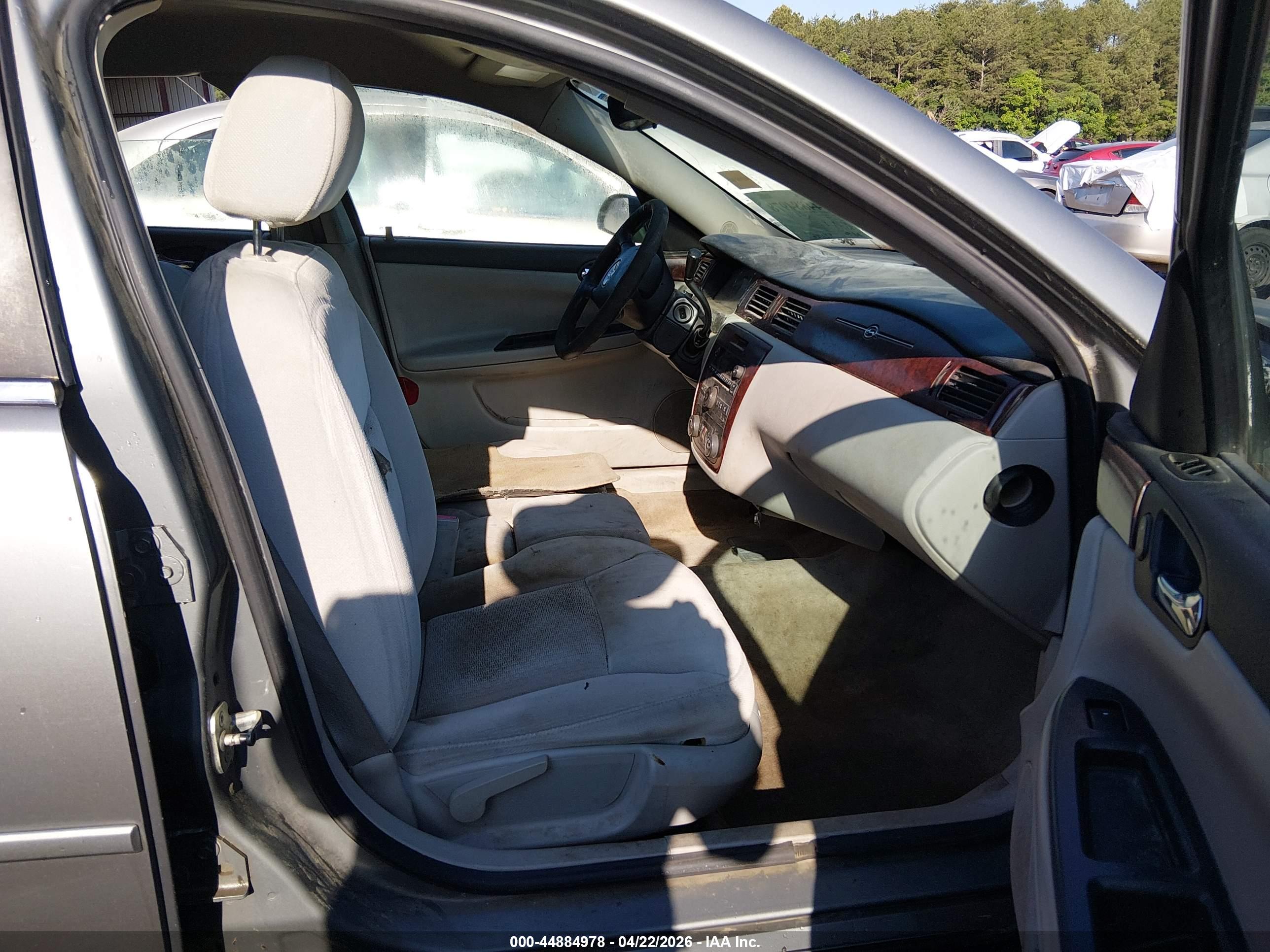 CHEVROLET IMPALA image 5