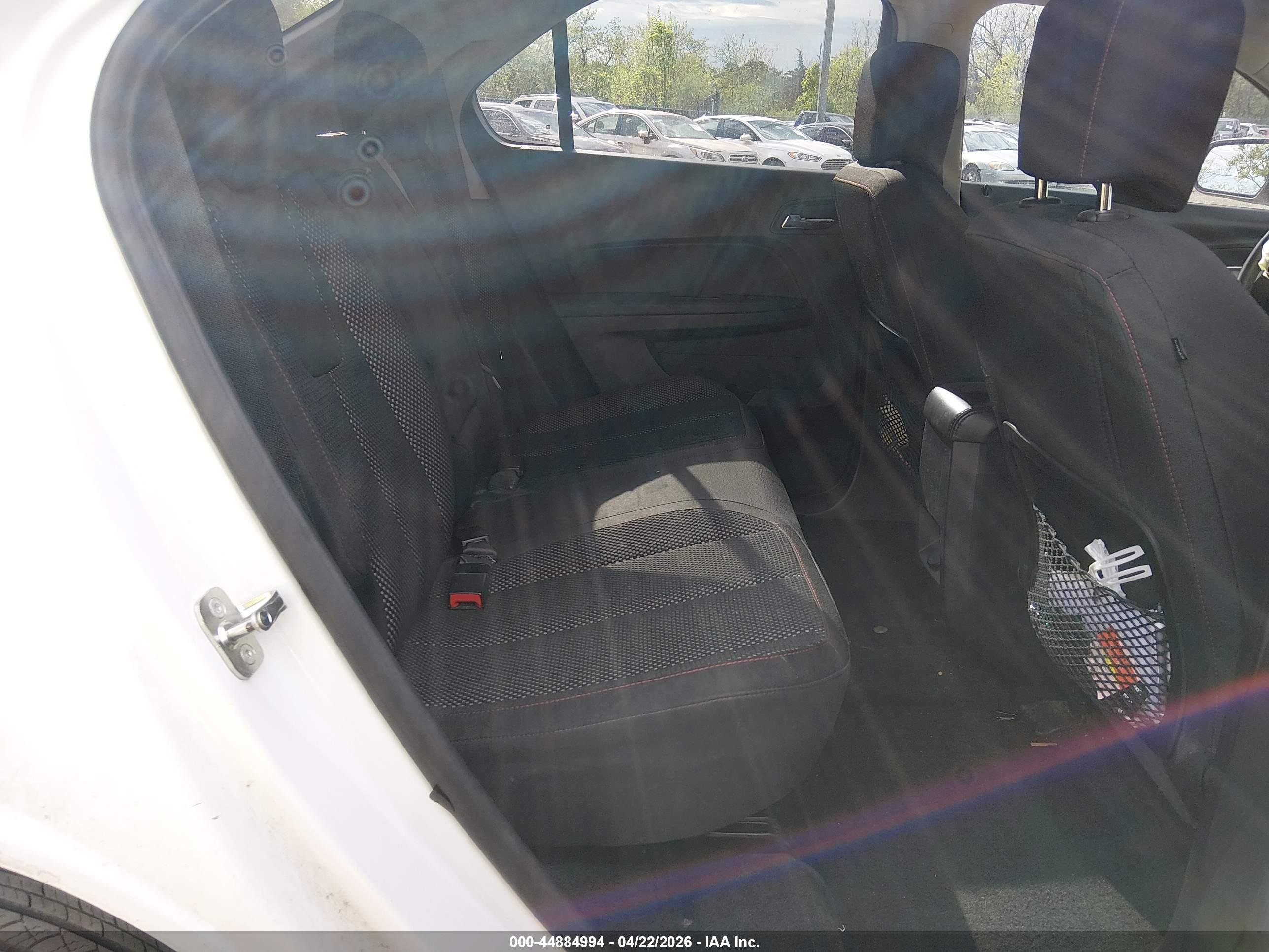 CHEVROLET EQUINOX image 8