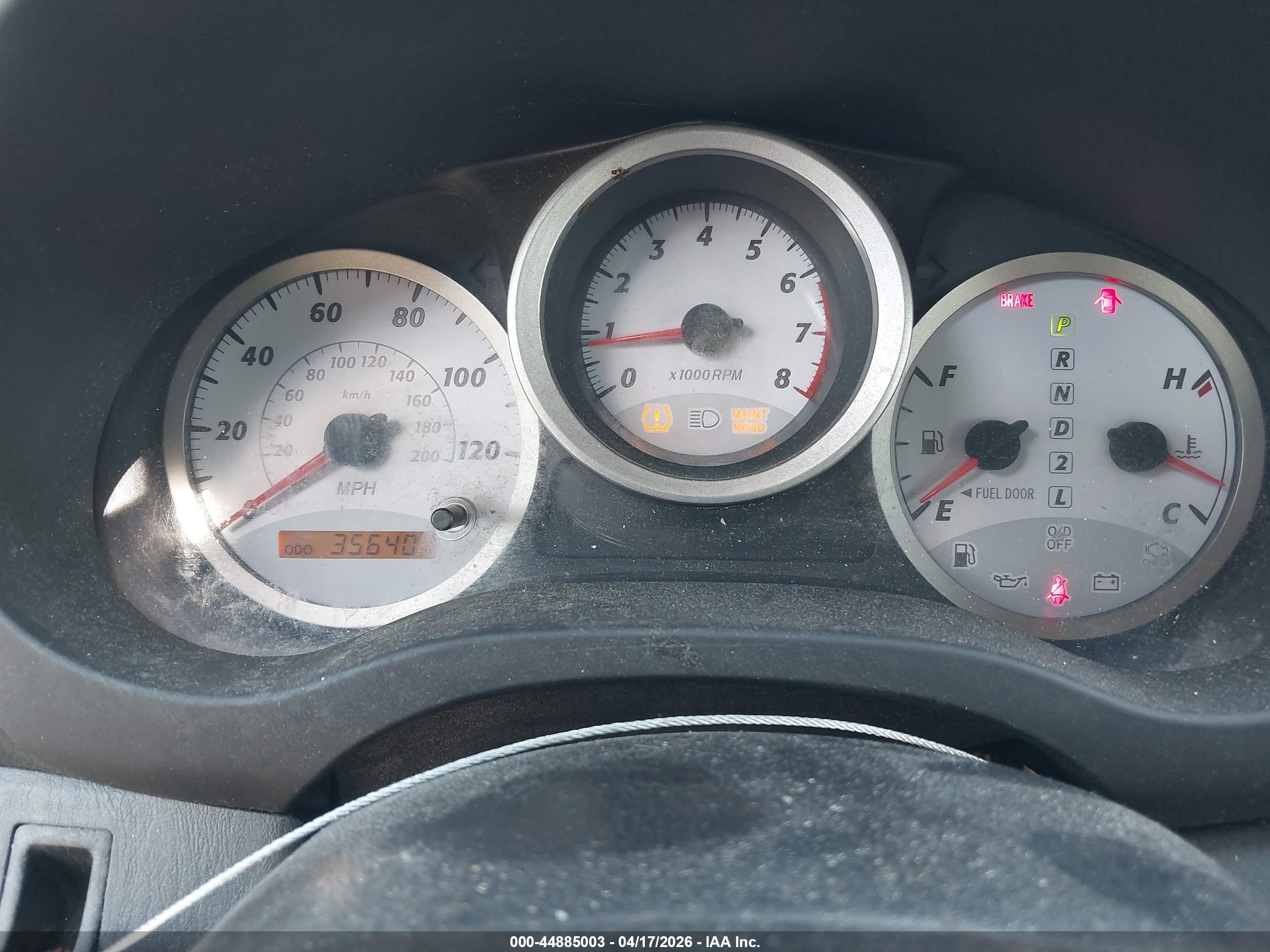 TOYOTA RAV4 image 7