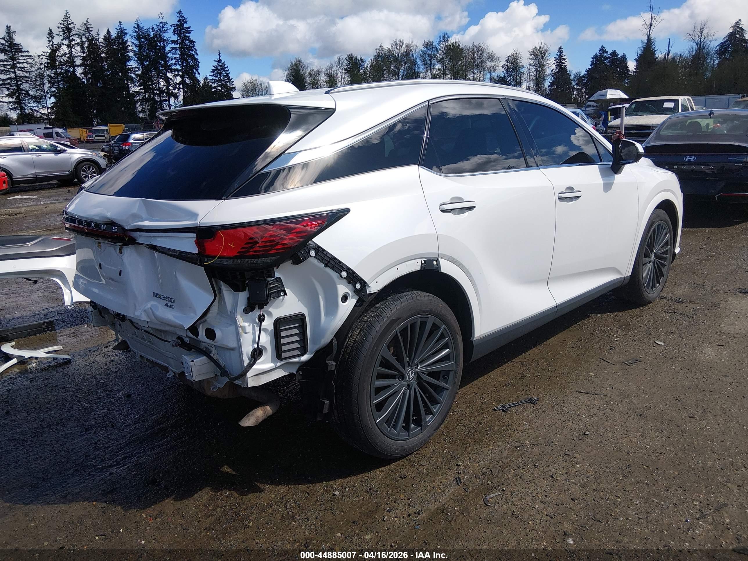 LEXUS RX image 4