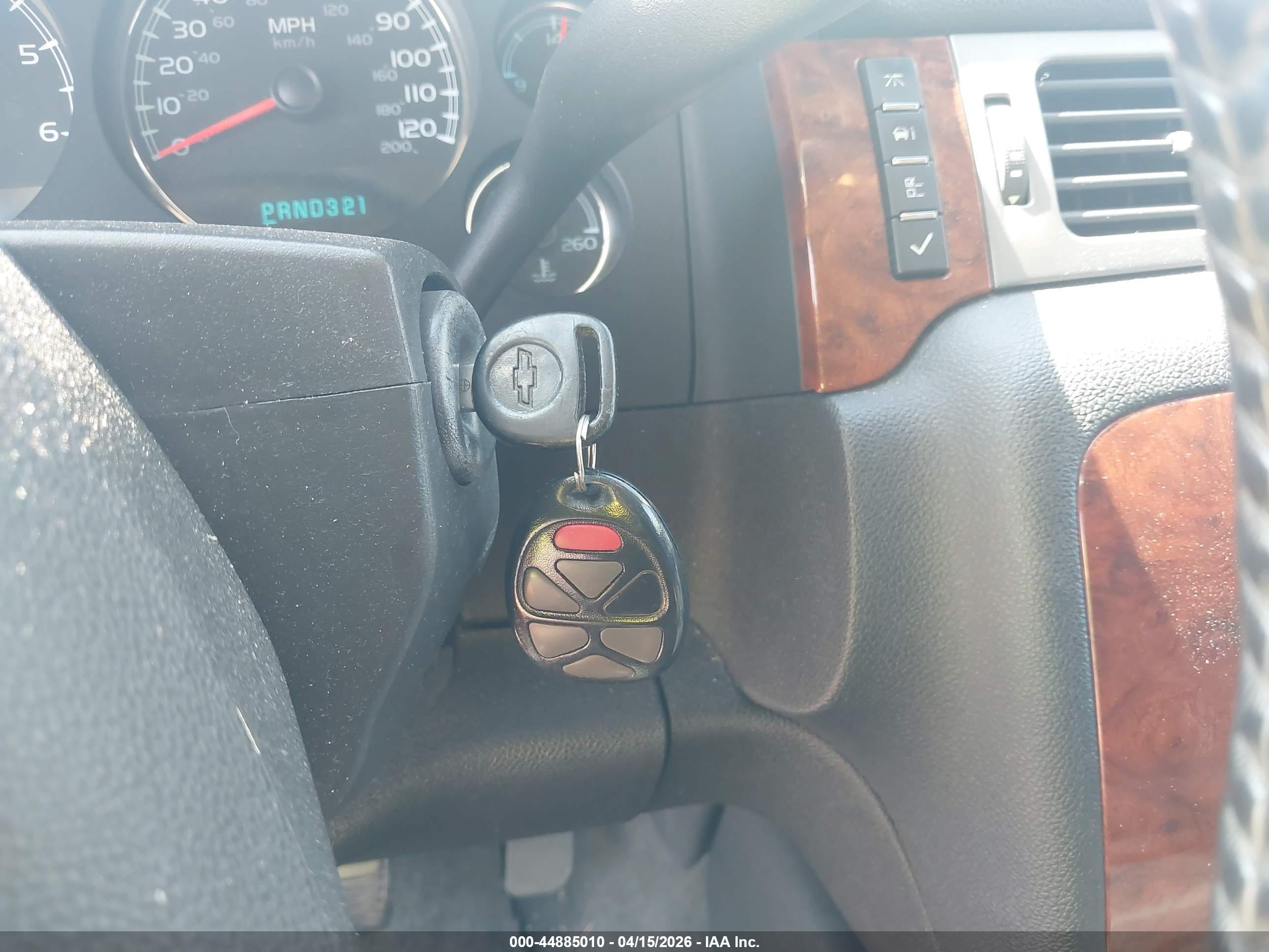 CHEVROLET TAHOE image 11