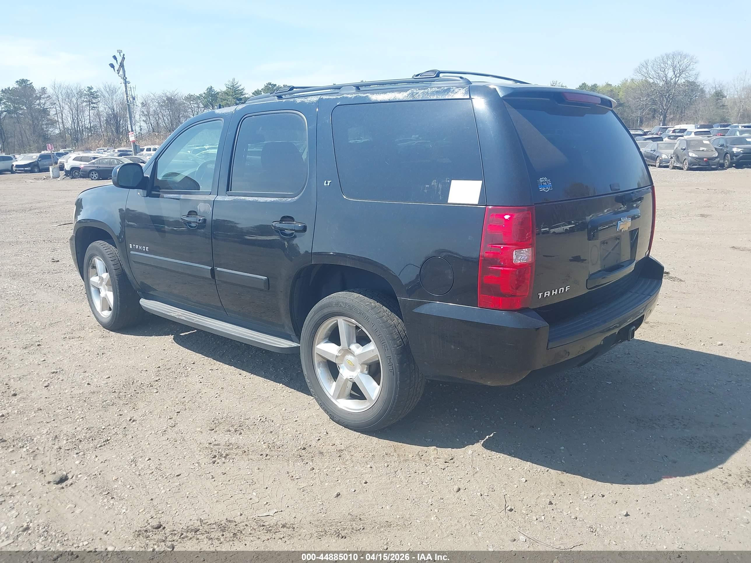 CHEVROLET TAHOE image 3